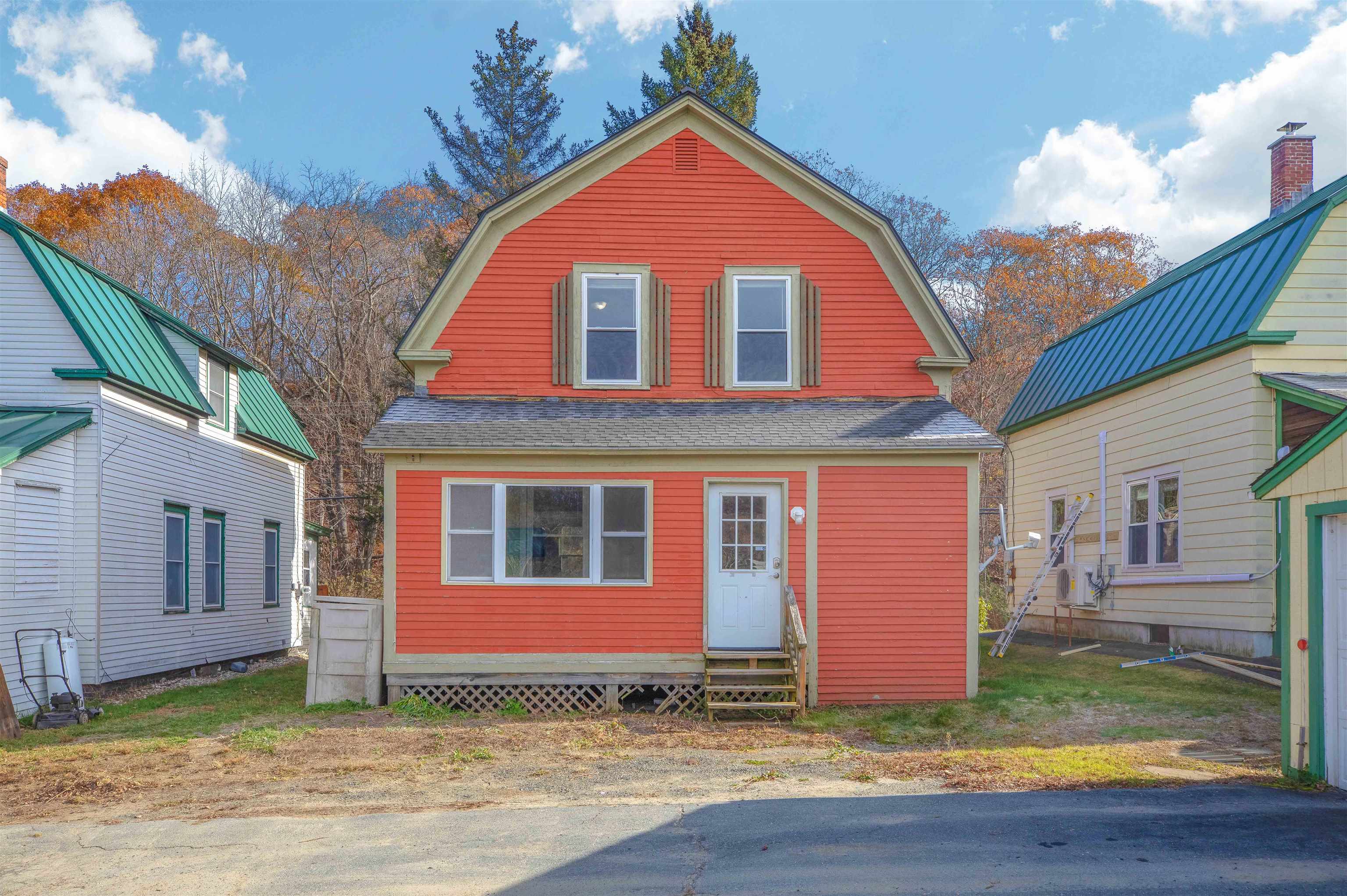 32 South Main Street