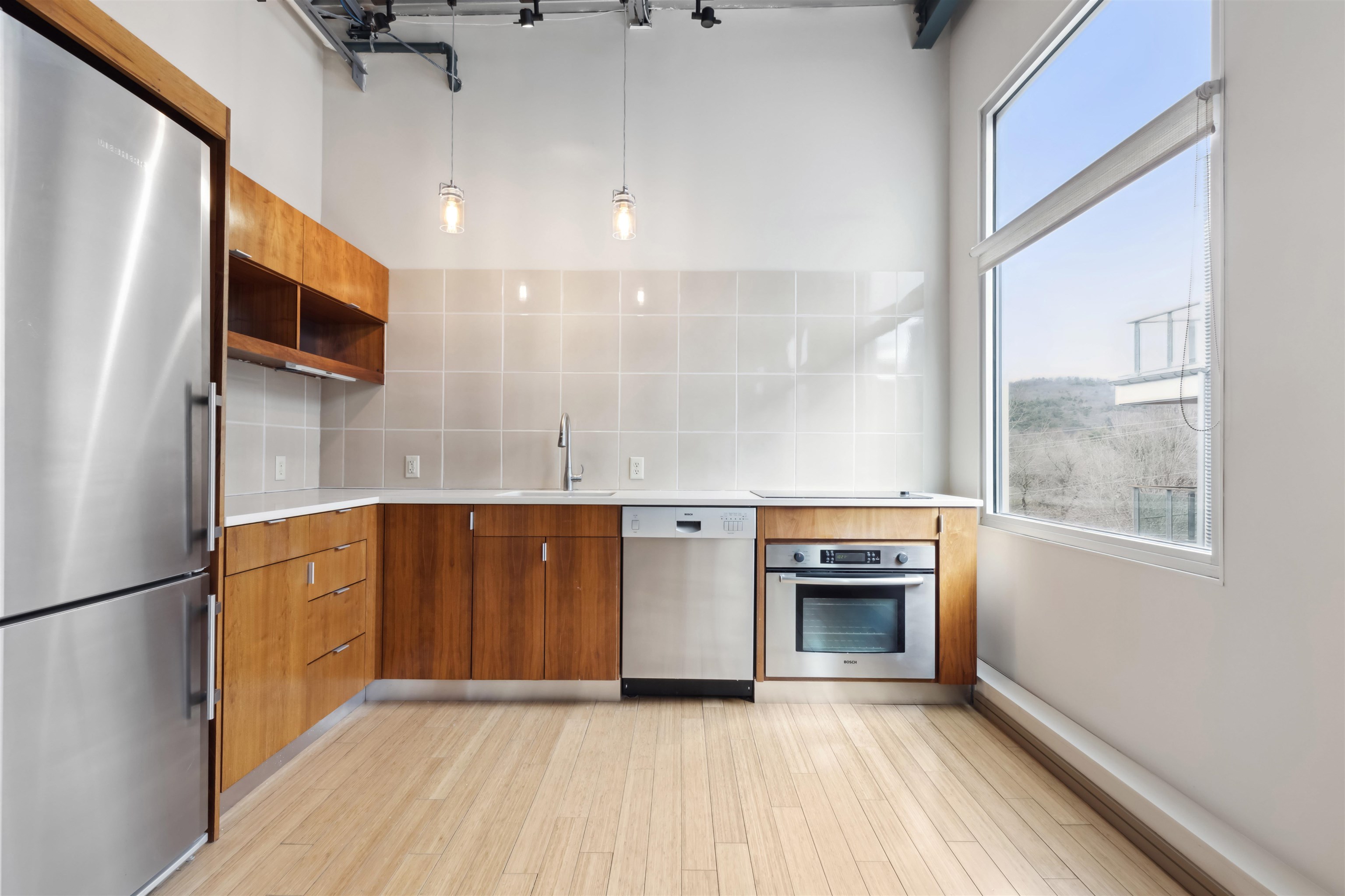 15 Railroad Row Unit: 2C5