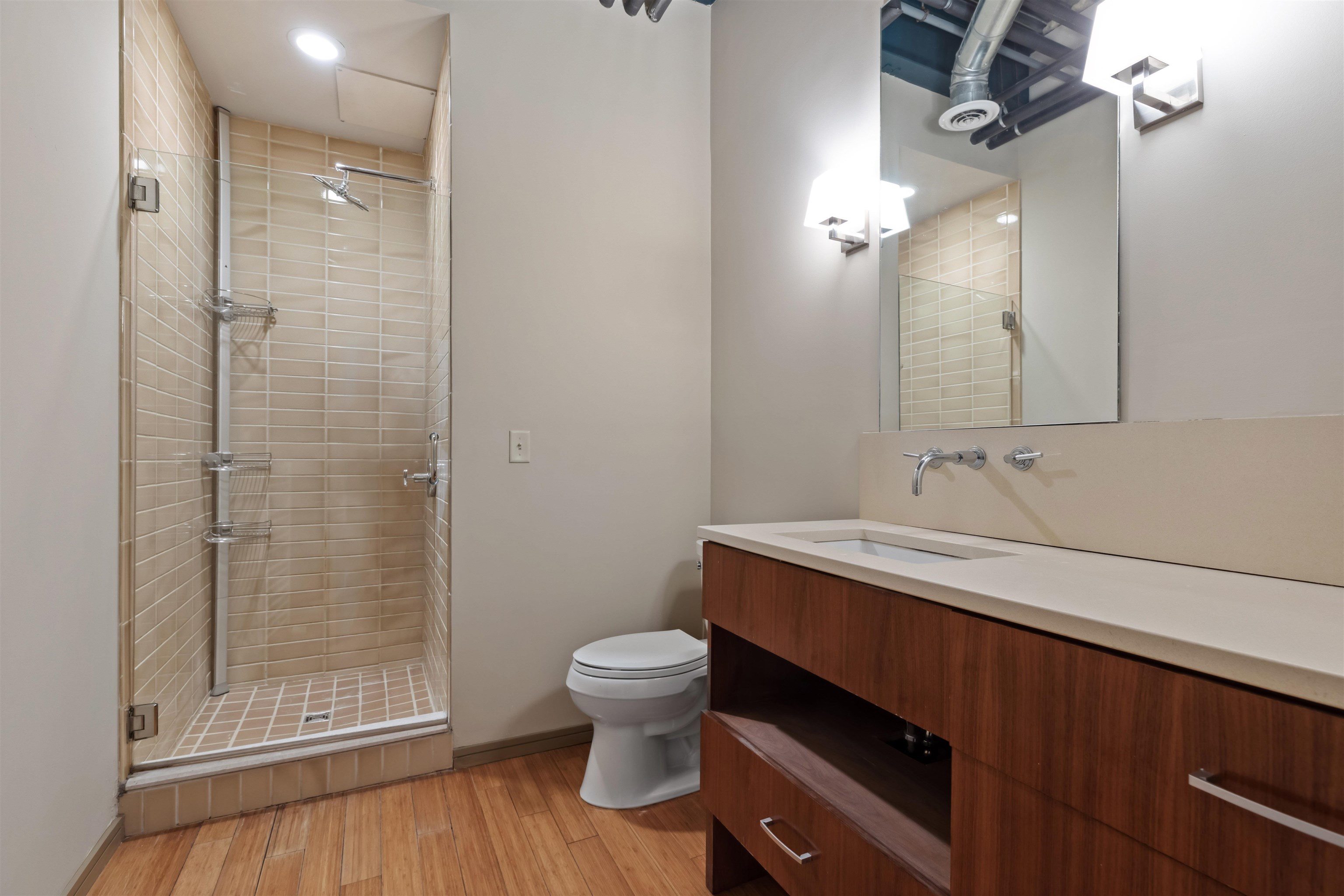 15 Railroad Row Unit: 2C5