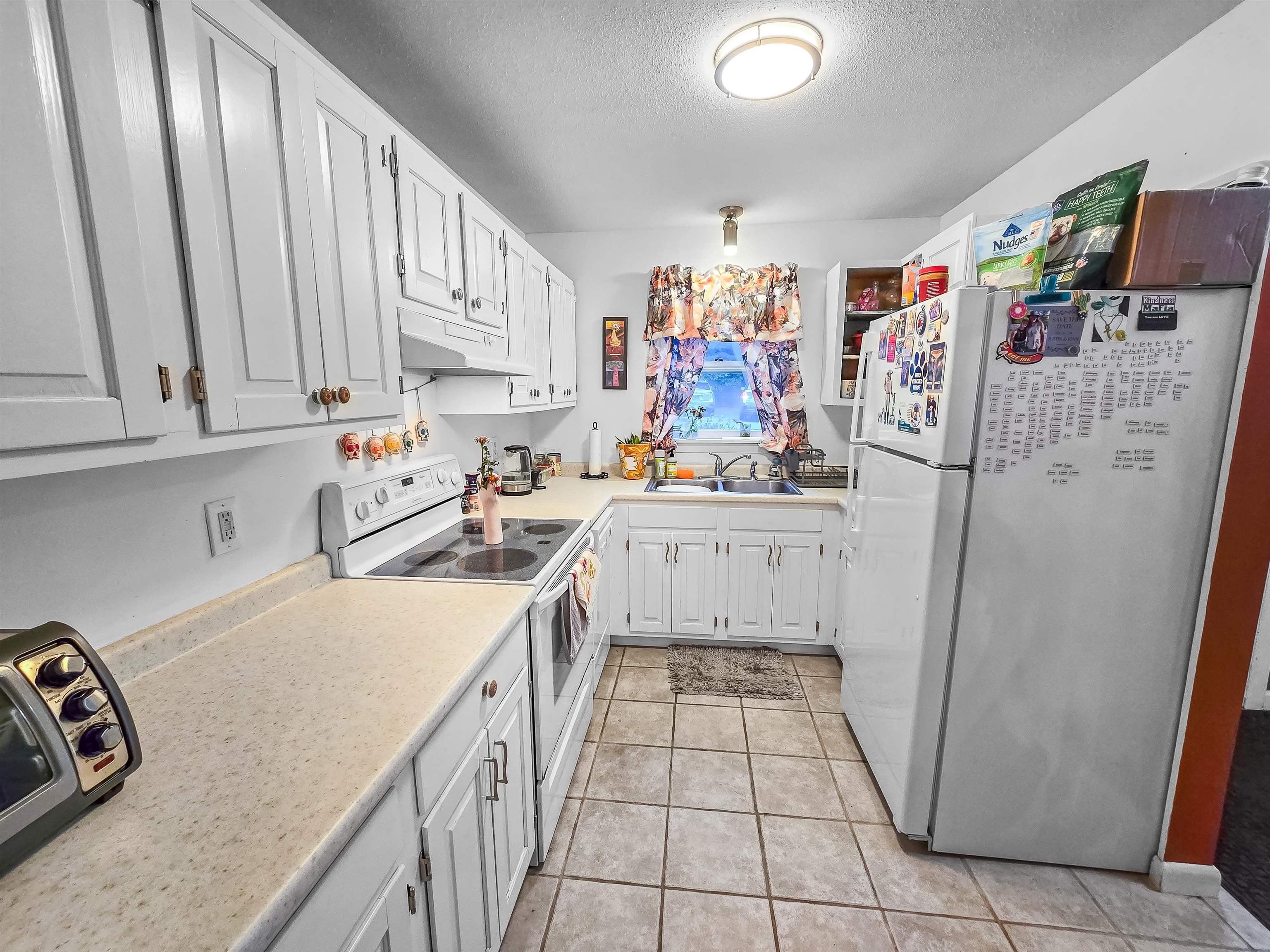 1295 Hartford Avenue Unit: 6