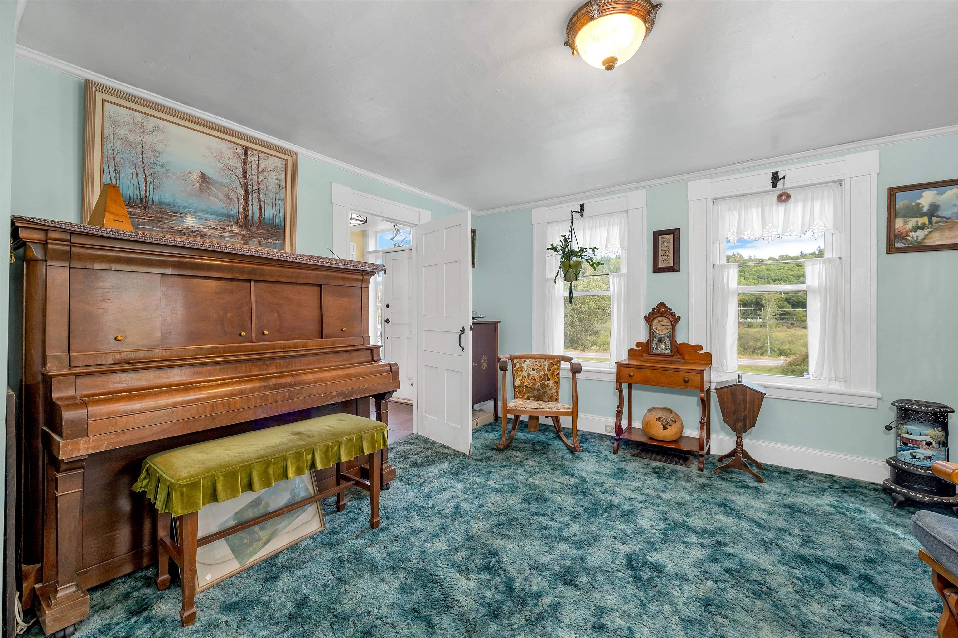 10 Barton Road