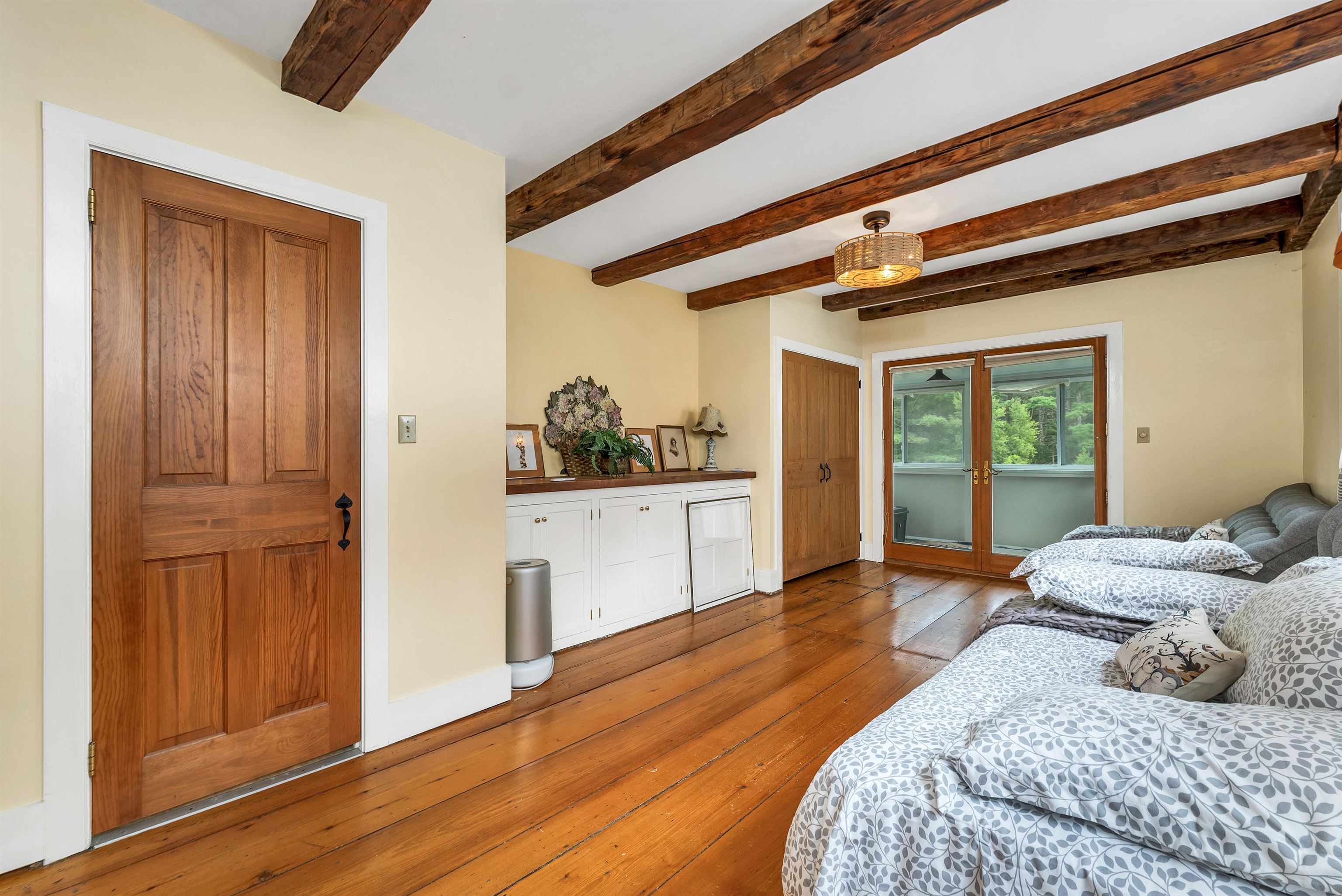 6 On the Common Unit: 4