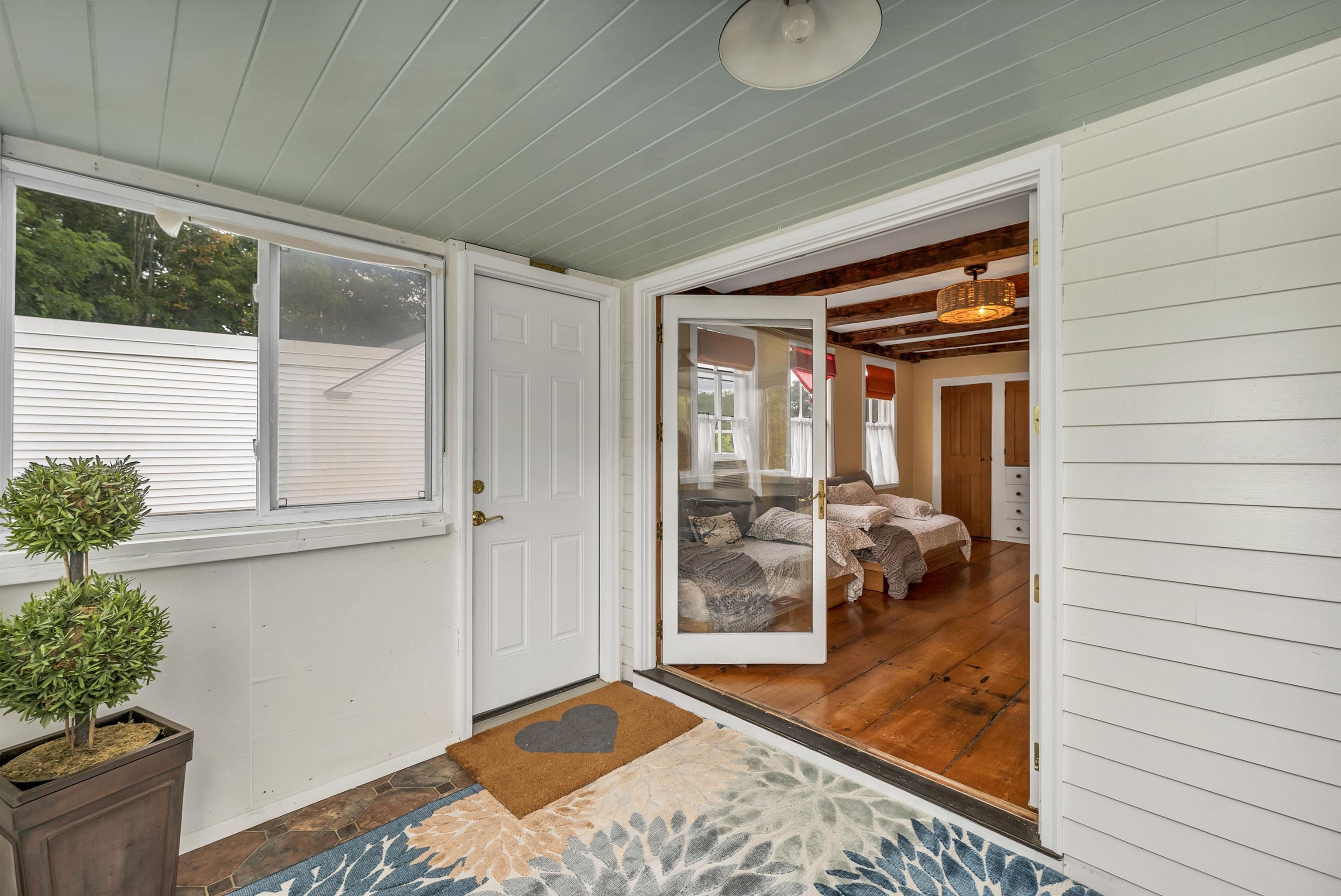 6 On the Common Unit: 4