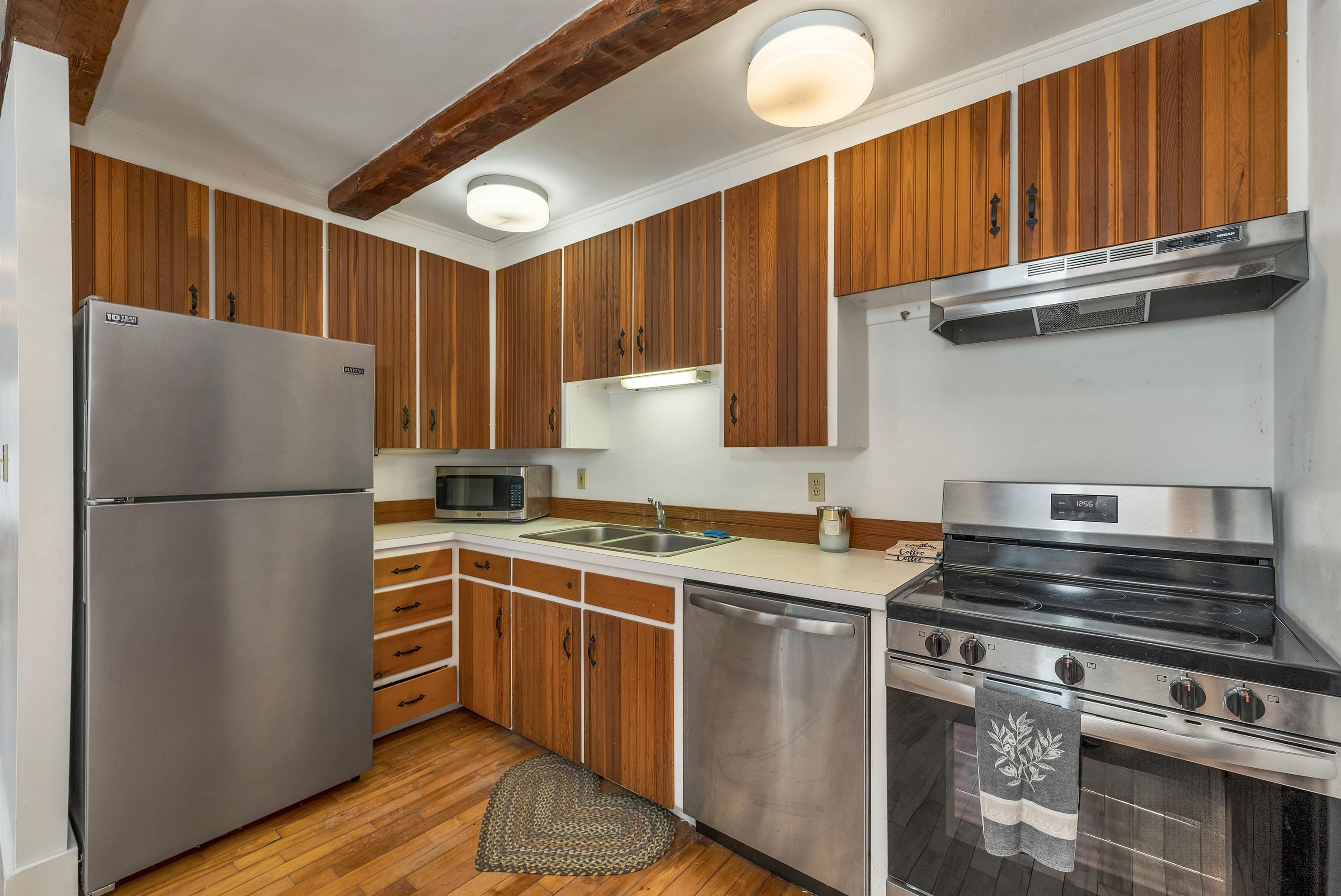 6 On the Common Unit: 4