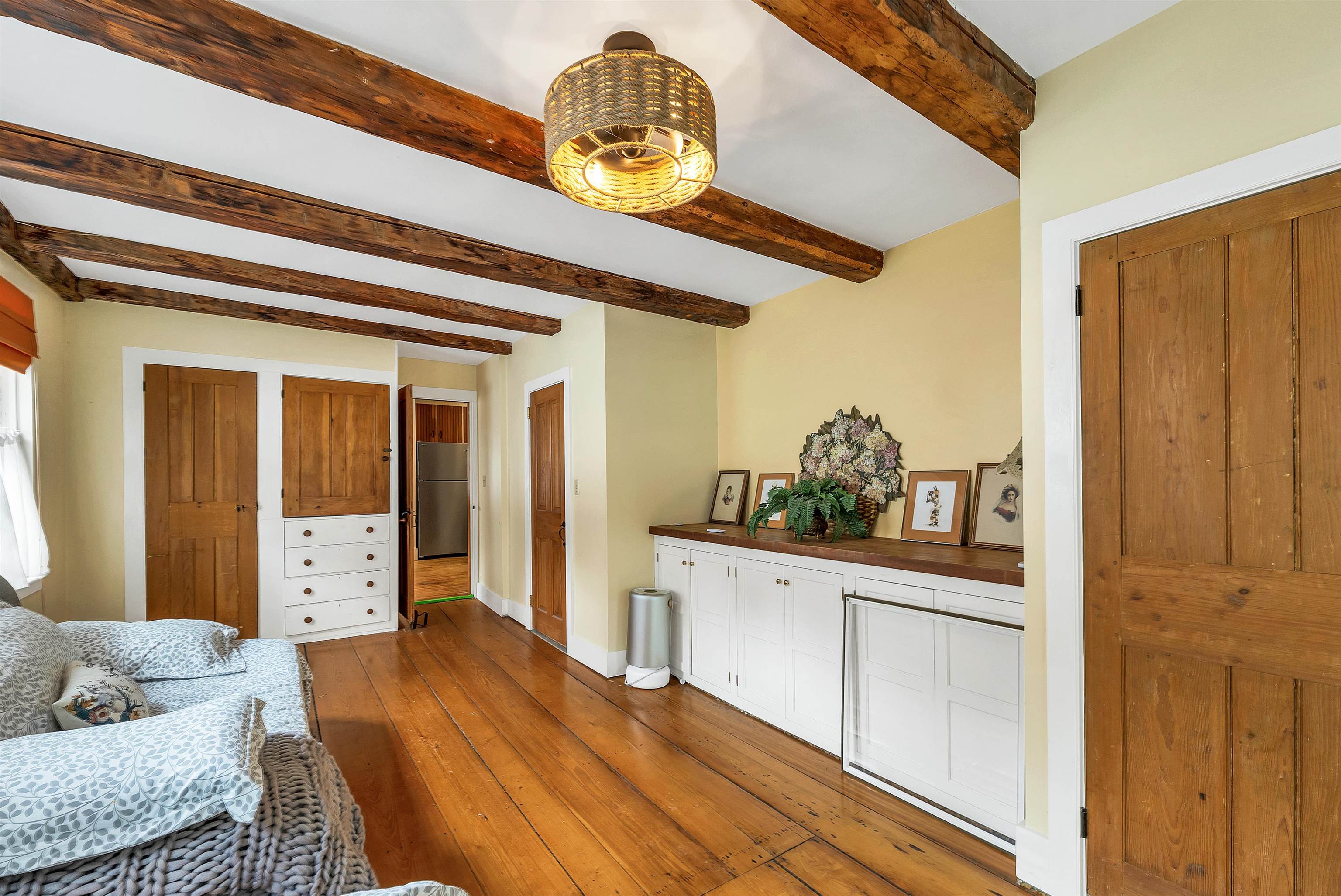 6 On the Common Unit: 4