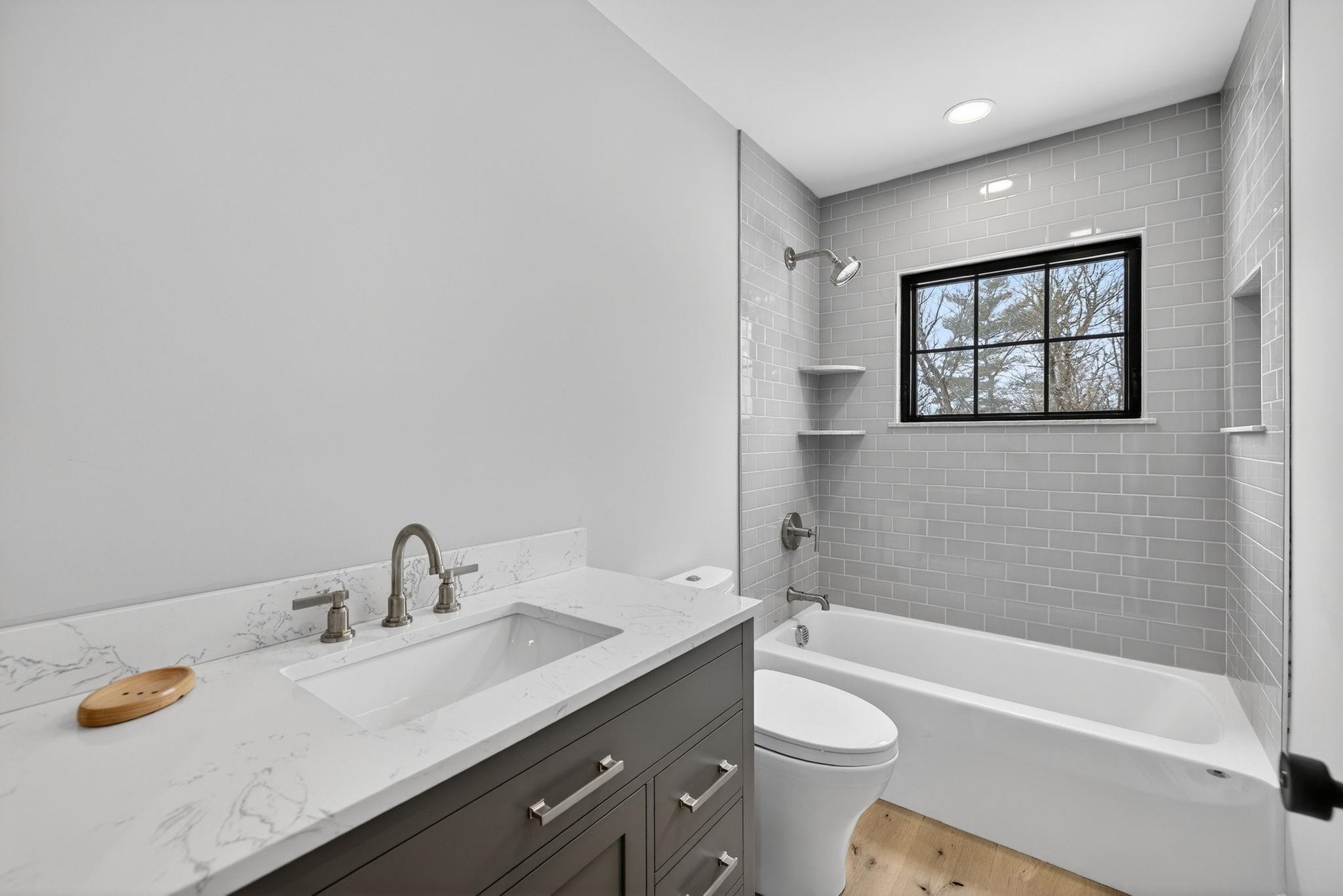 958 East Woodstock Road