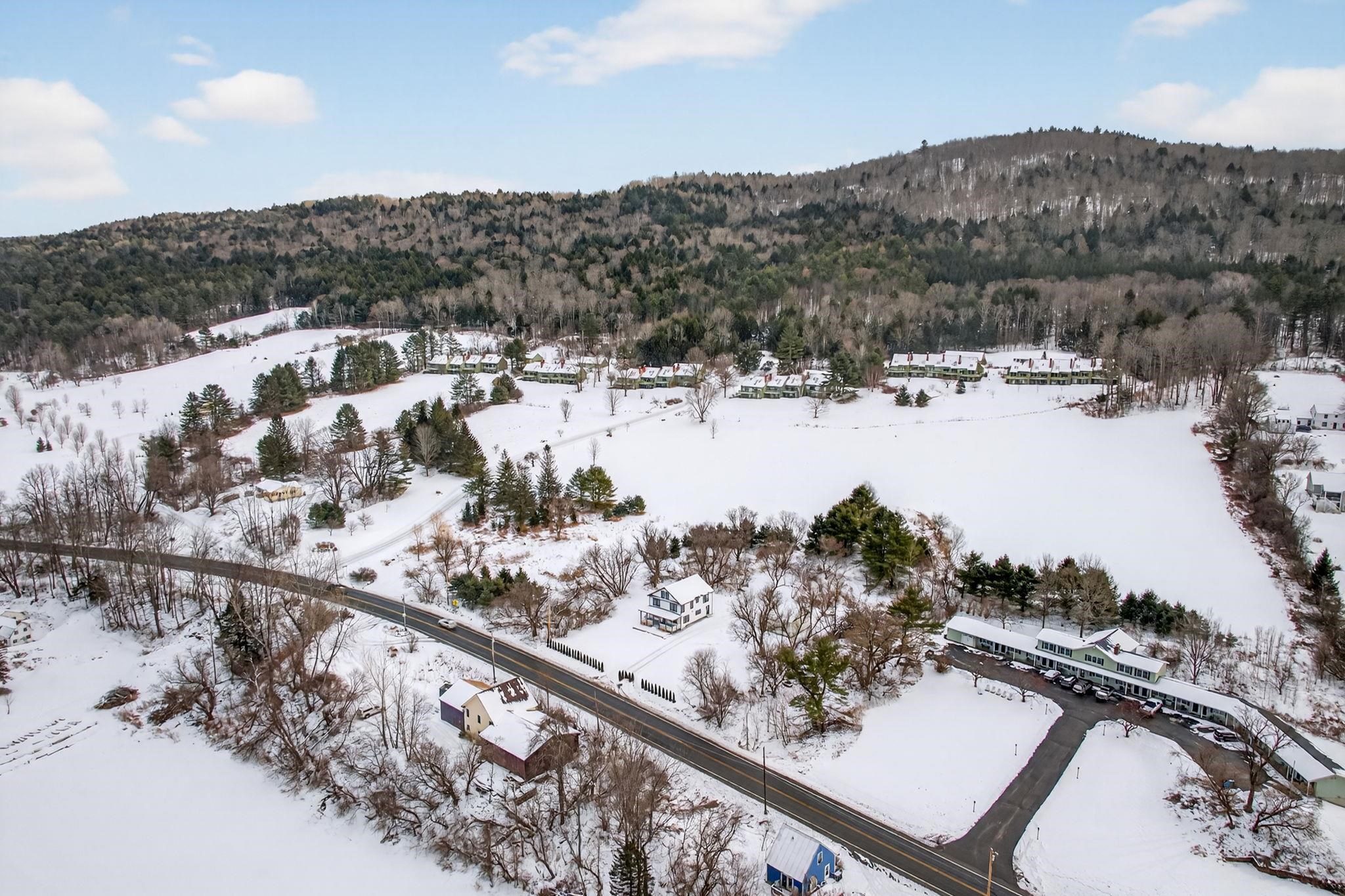 958 East Woodstock Road