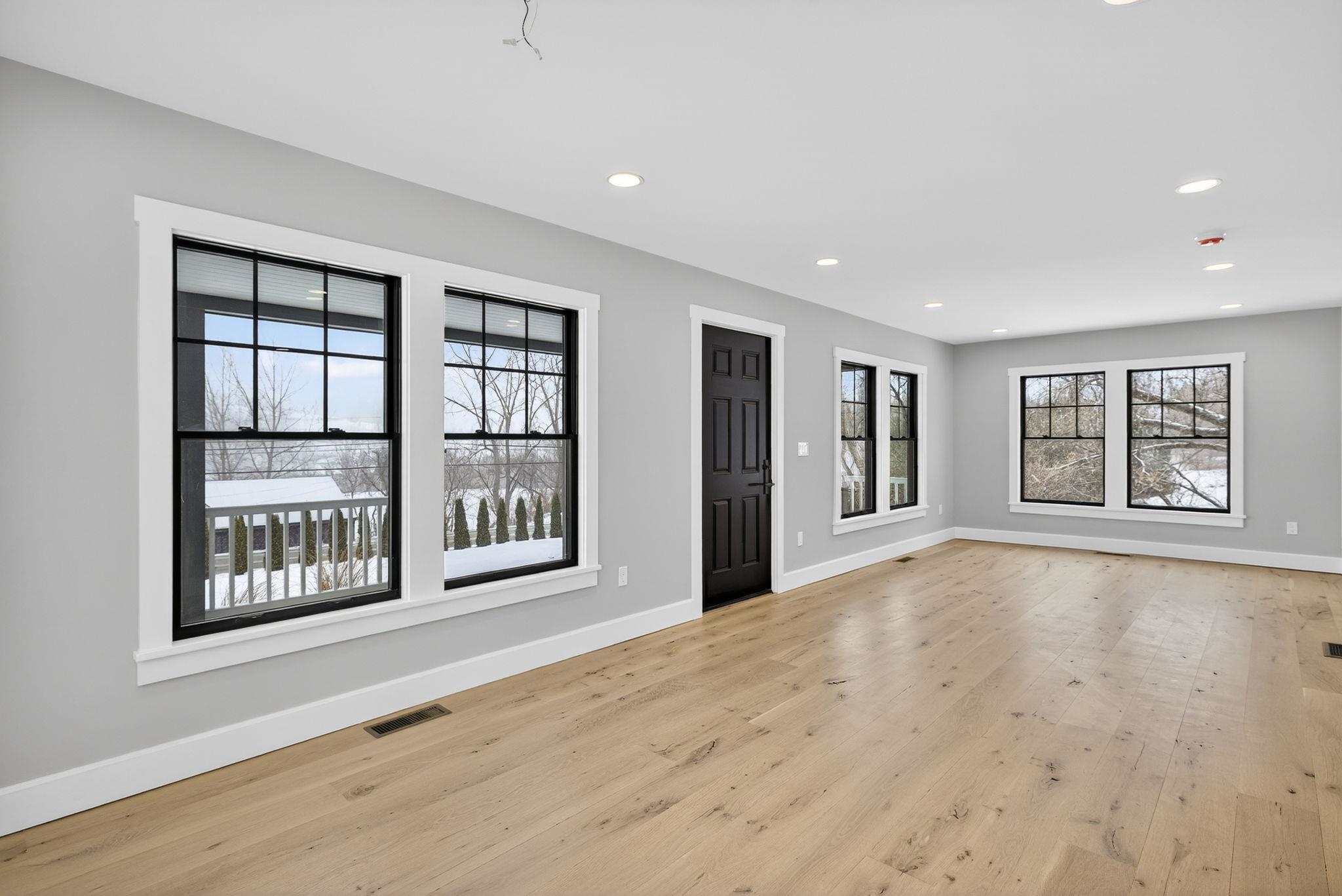 958 East Woodstock Road