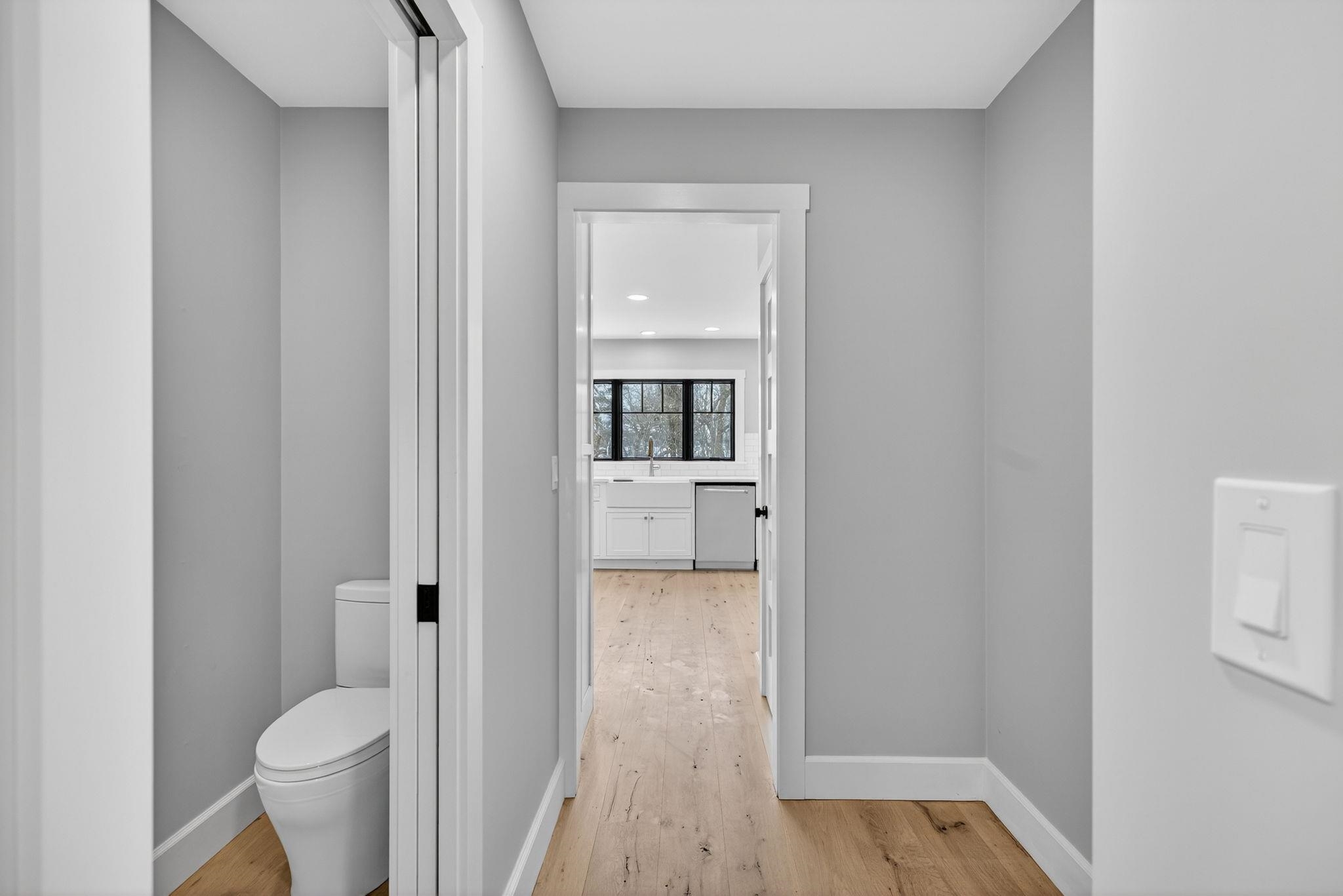 958 East Woodstock Road