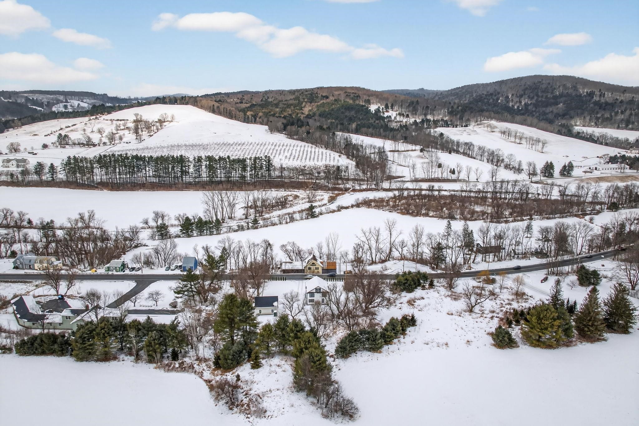 958 East Woodstock Road