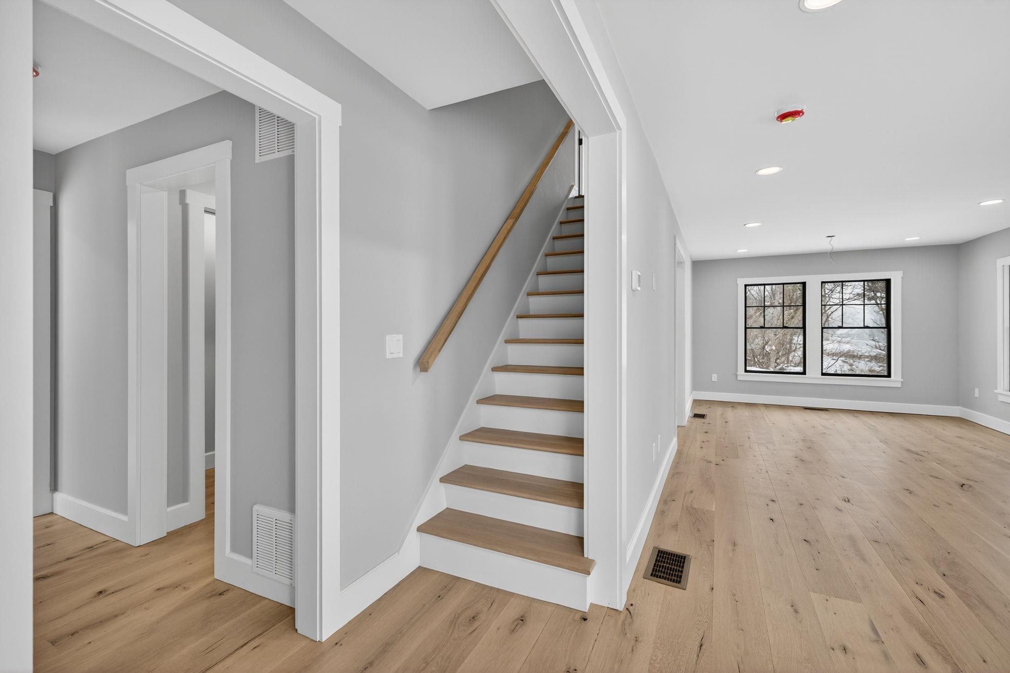 958 East Woodstock Road