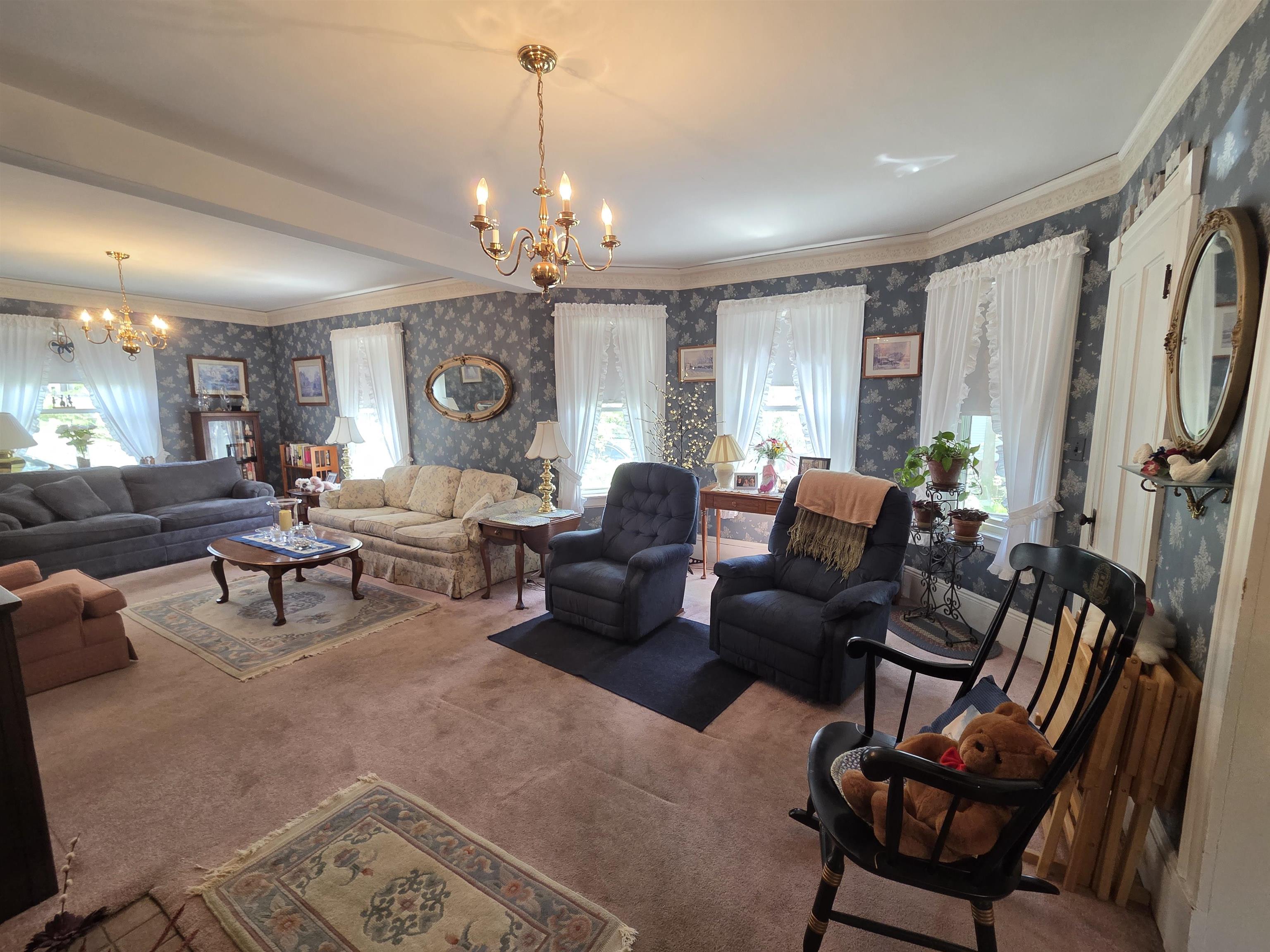 27 Crafts Avenue