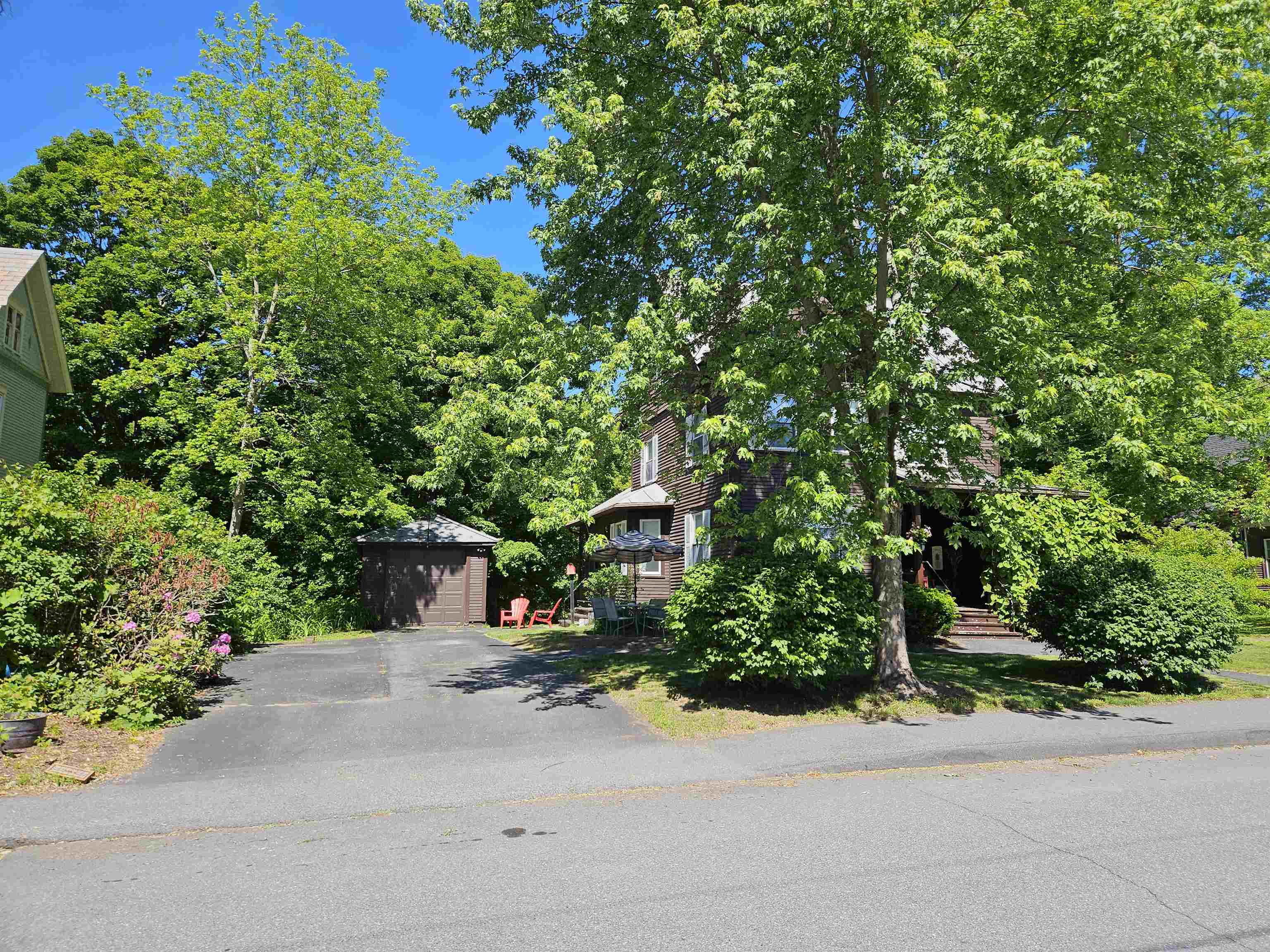 27 Crafts Avenue