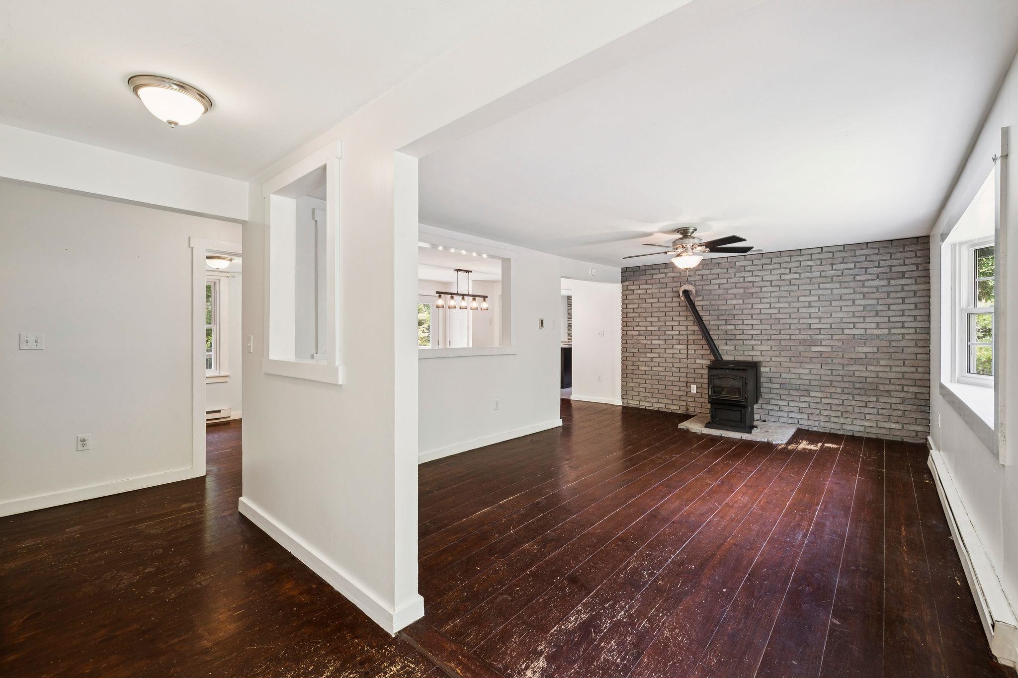12 Algonquin Road