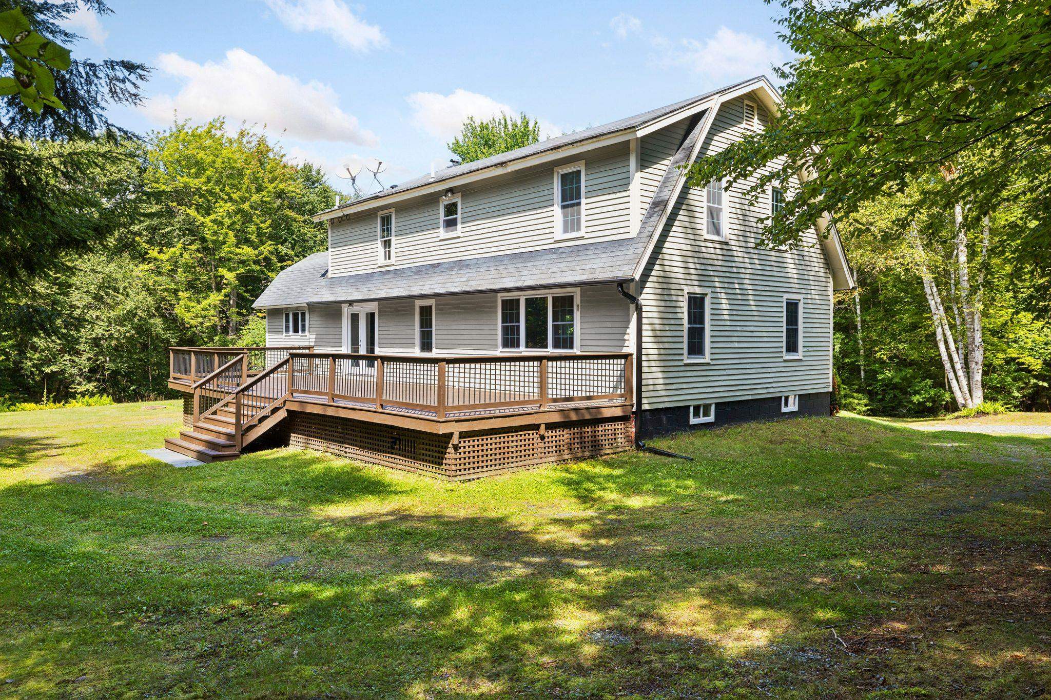 12 Algonquin Road