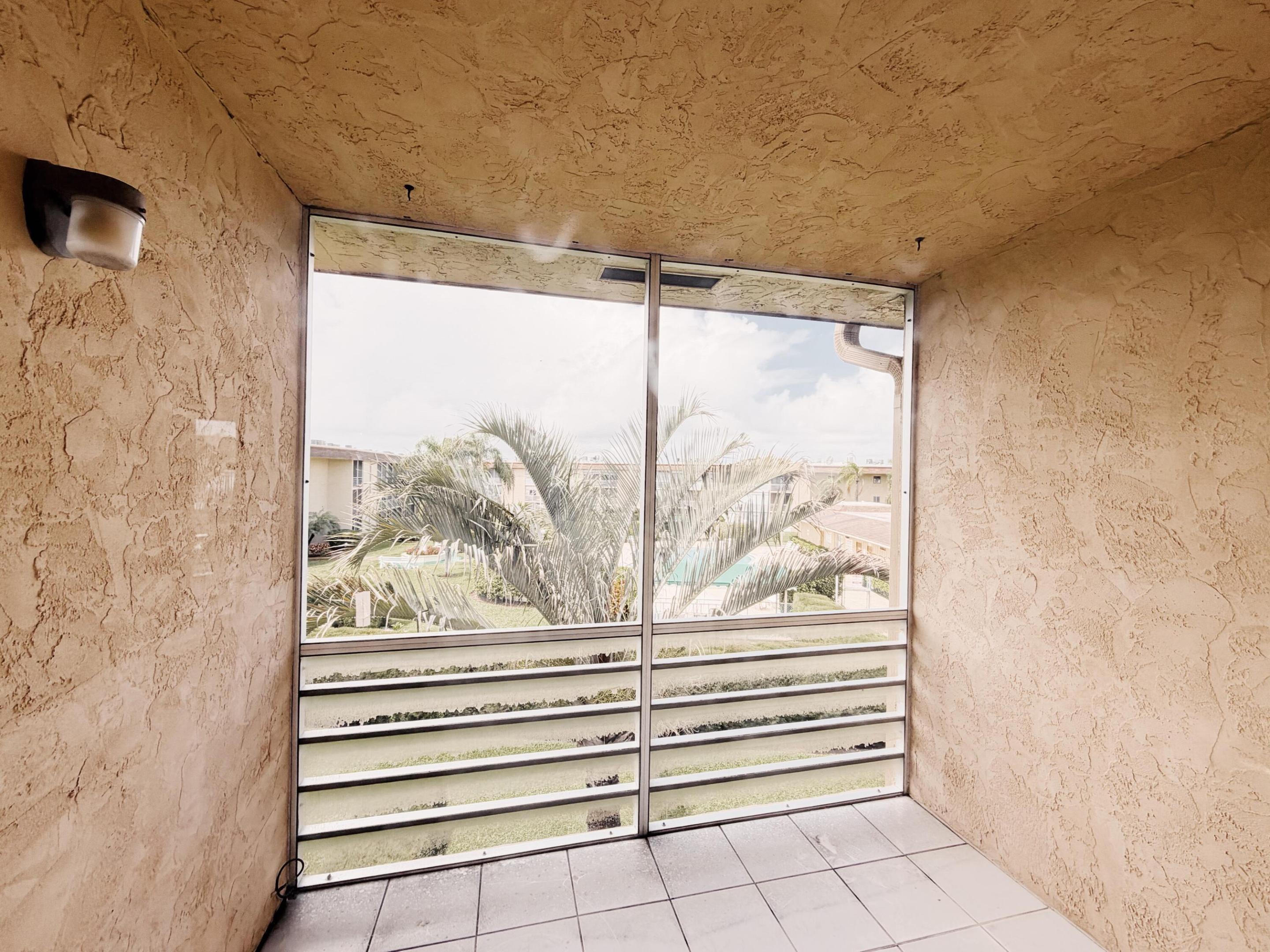 100 E Village Green Cir Circle E 306