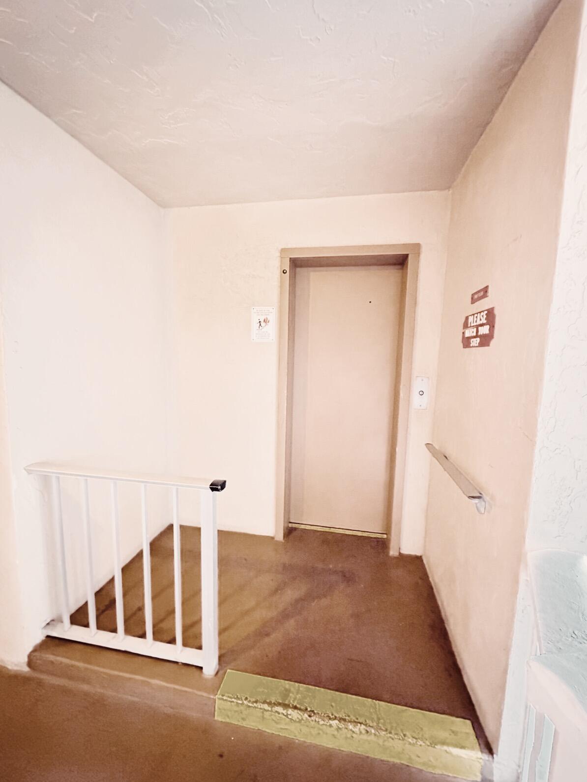 100 E Village Green Cir Circle E 306