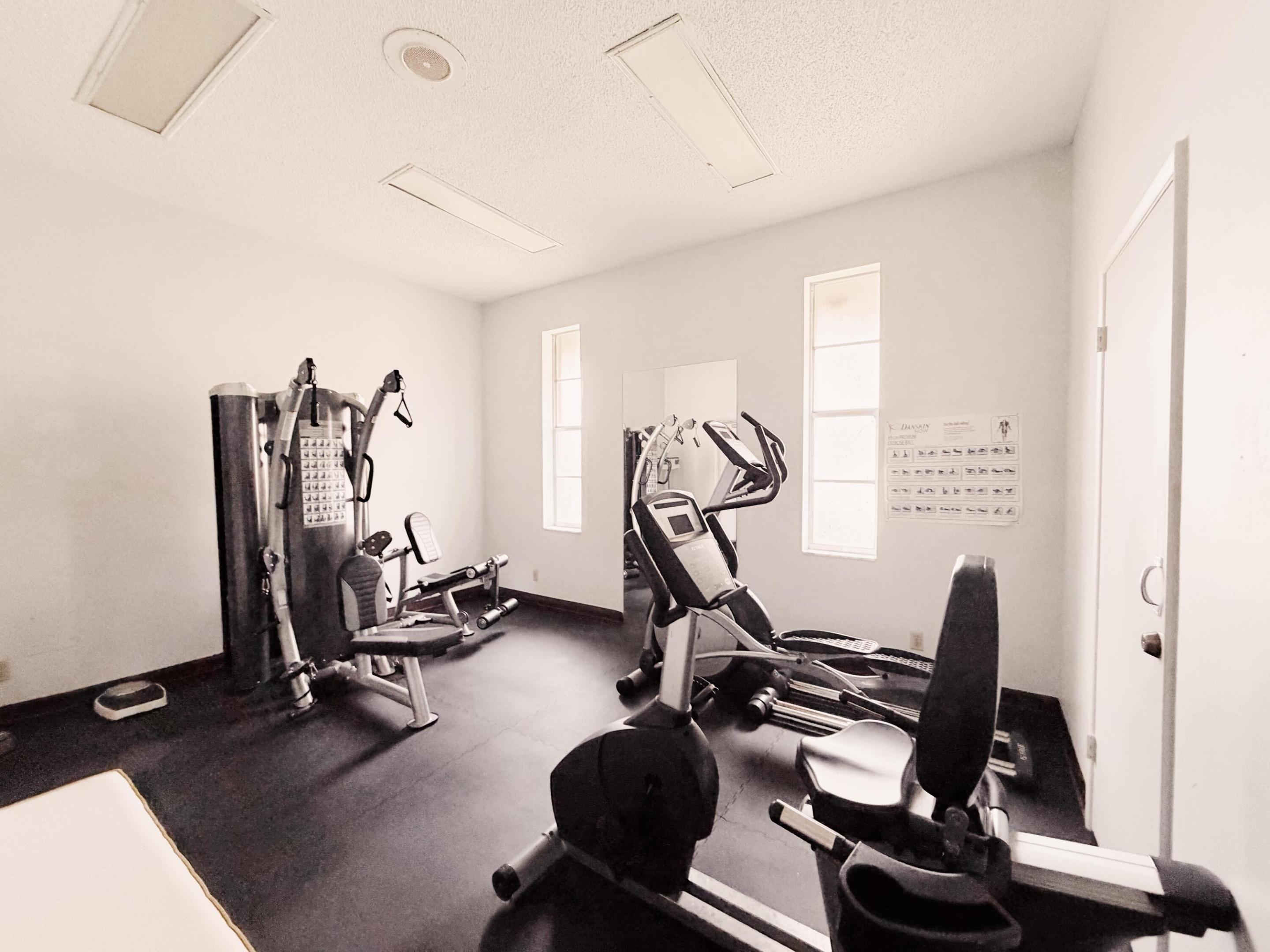 100 E Village Green Cir Circle E 306