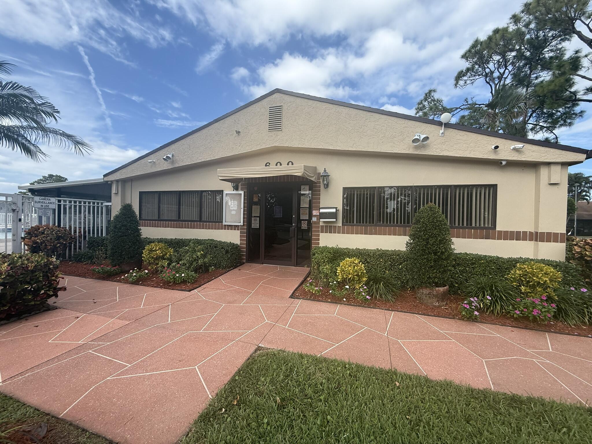 617 Sea Pine Way B1