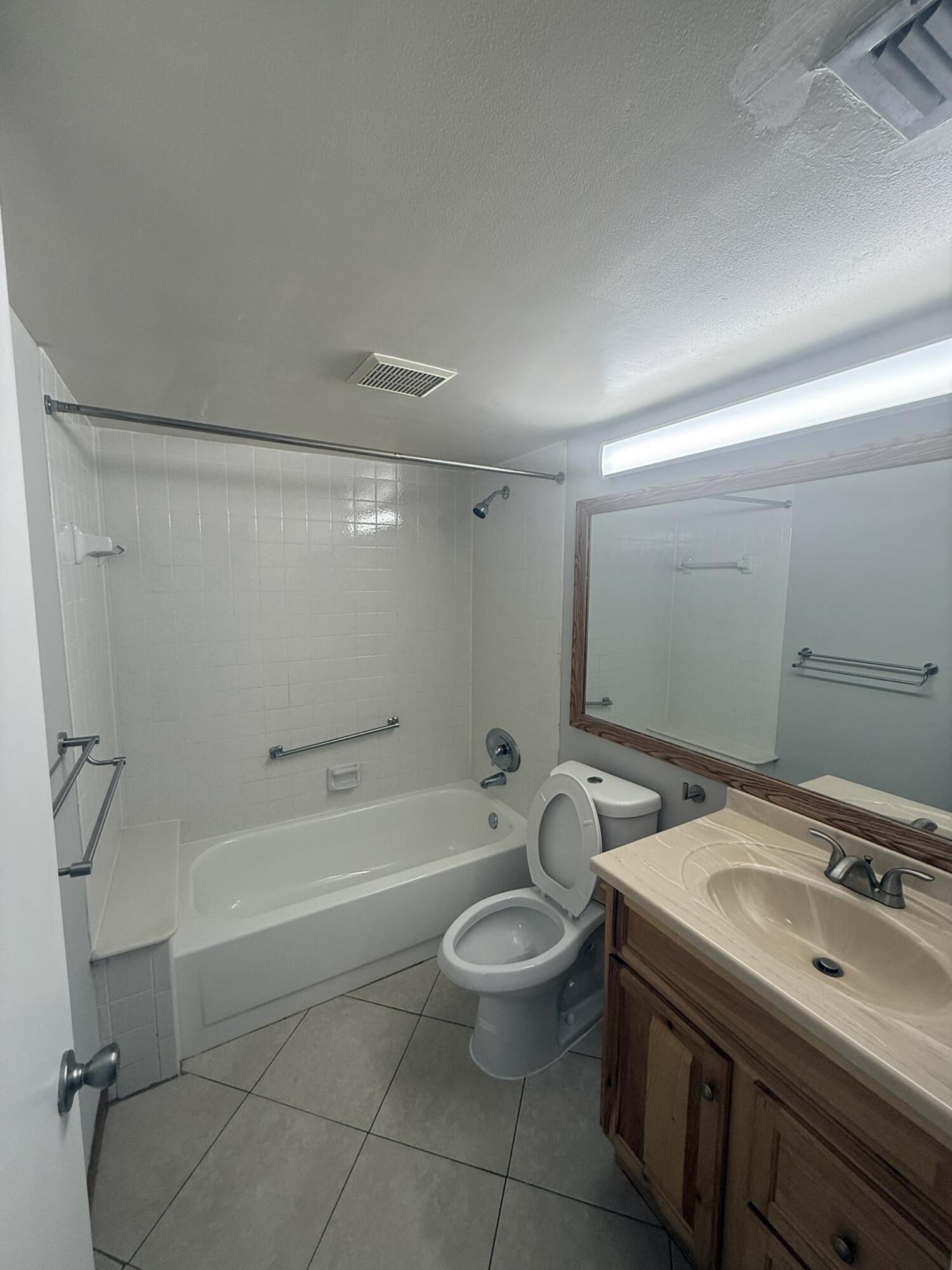 617 Sea Pine Way B1