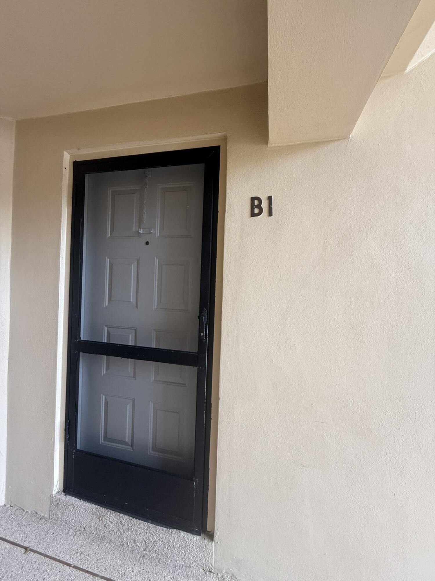 617 Sea Pine Way B1