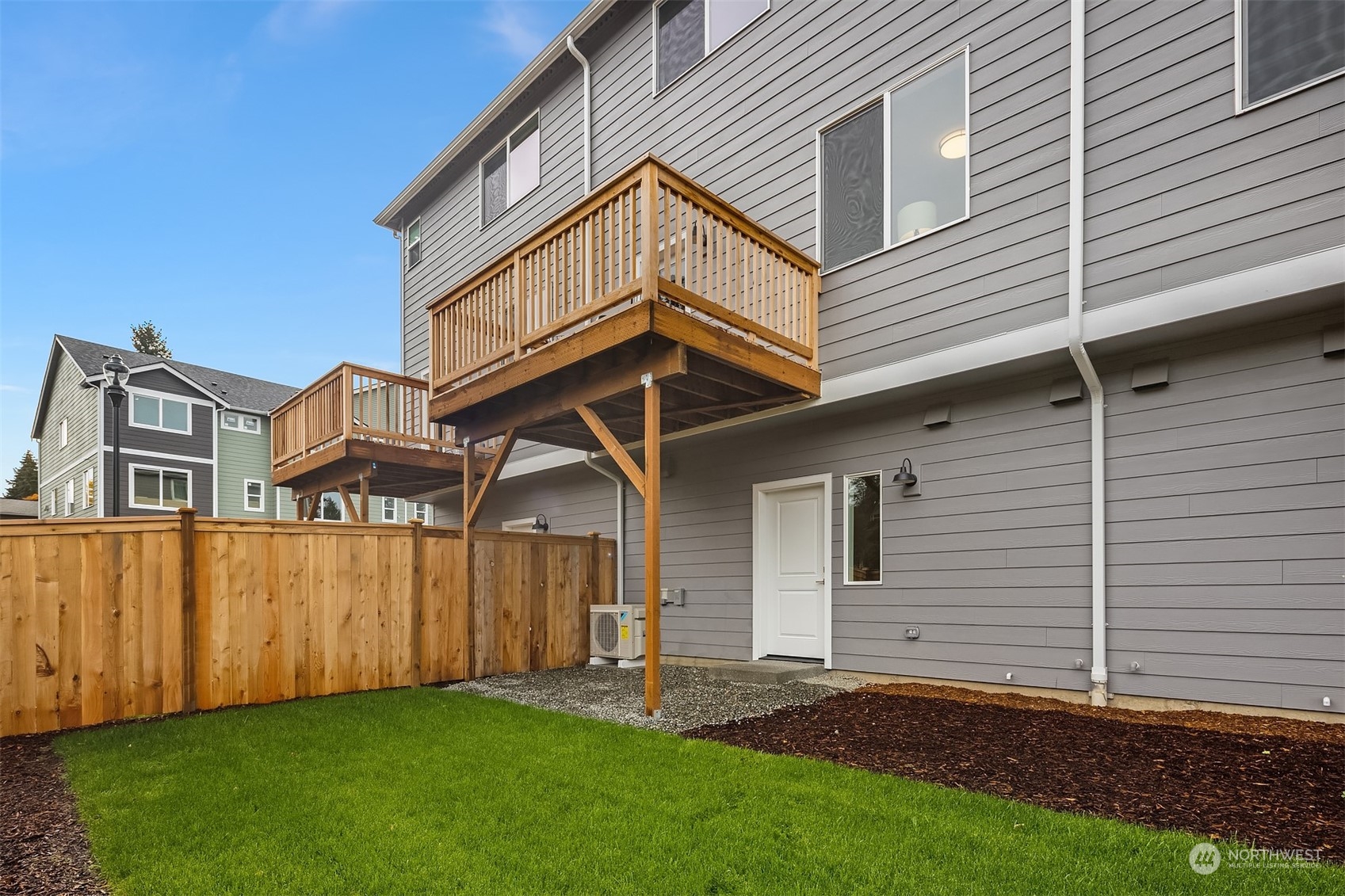 117 SW 181st Place Unit: (C12)