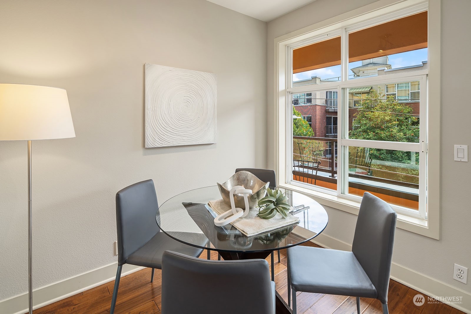 410 NE 70th Street Unit: 306