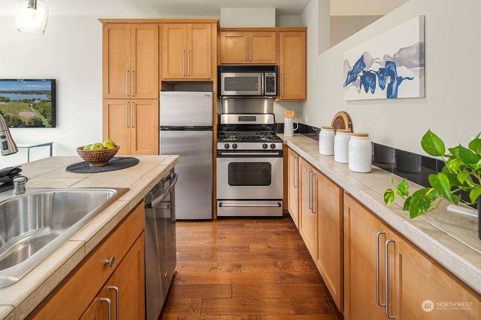 410 NE 70th Street Unit: 306