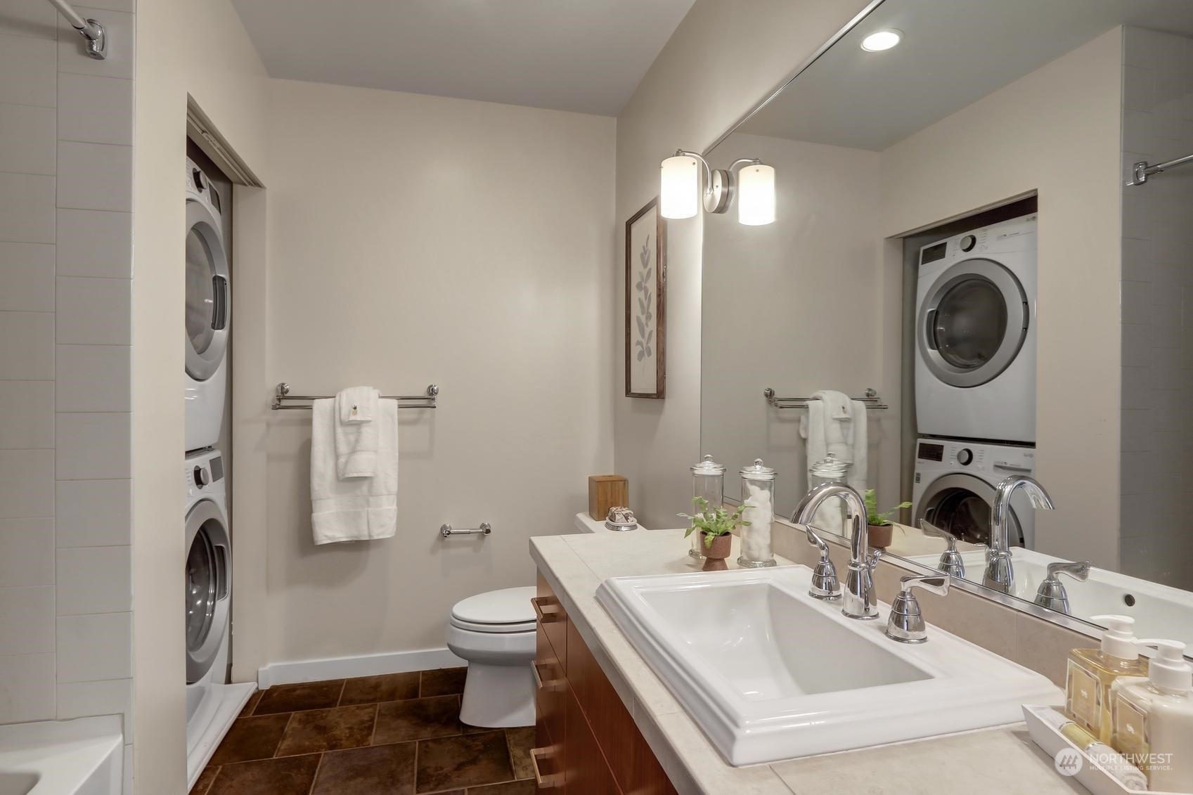 5615 24th Avenue NW Unit: 44