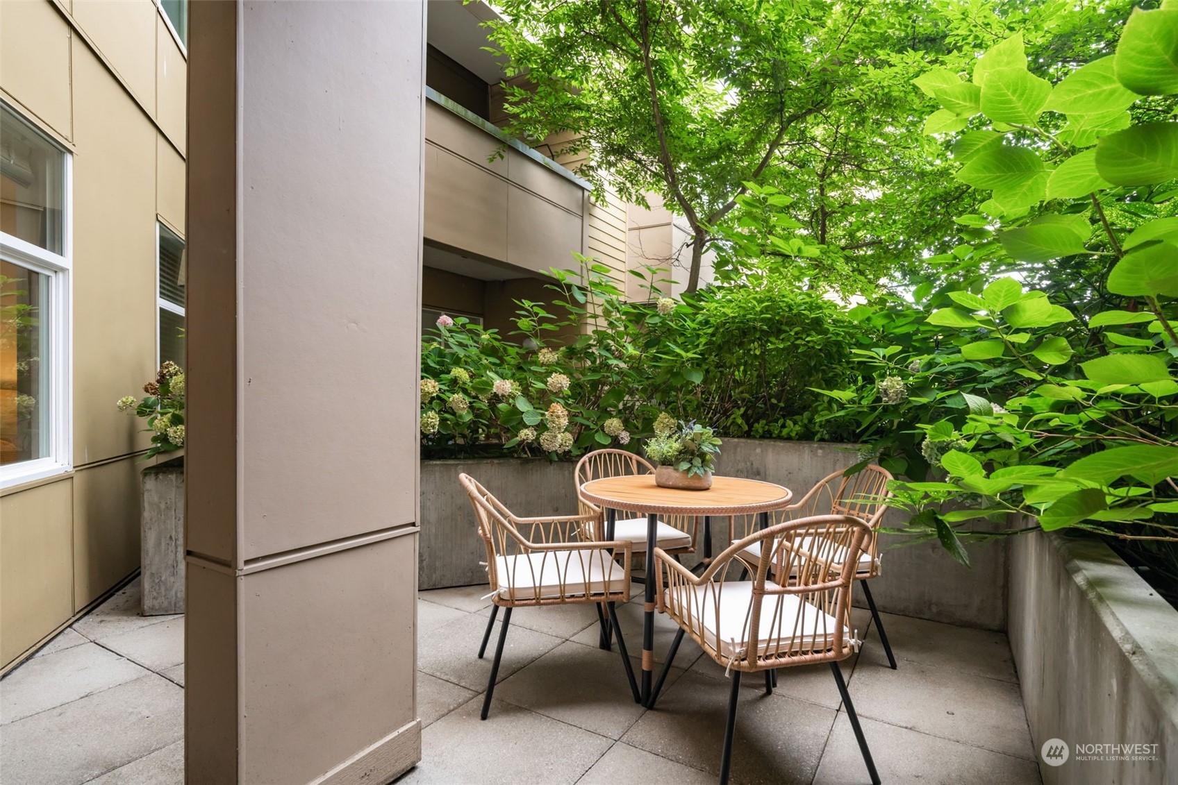 5450 Leary Avenue NW Unit: 240