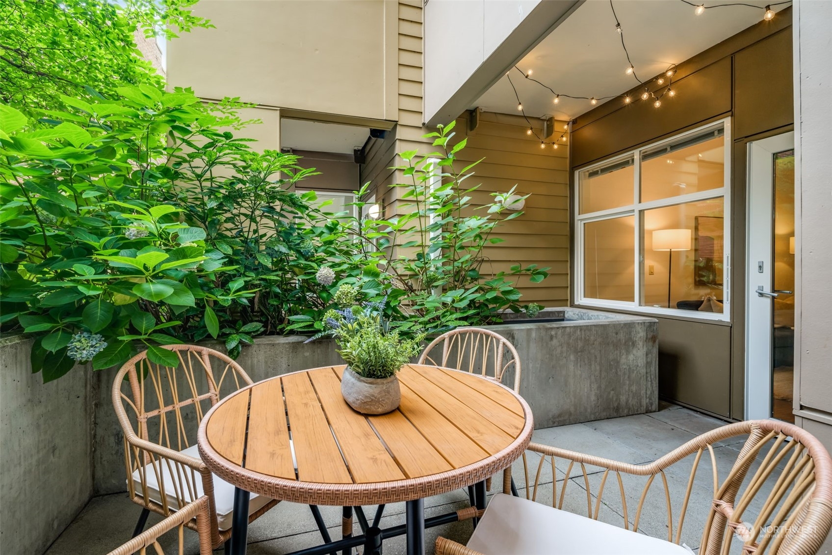 5450 Leary Avenue NW Unit: 240