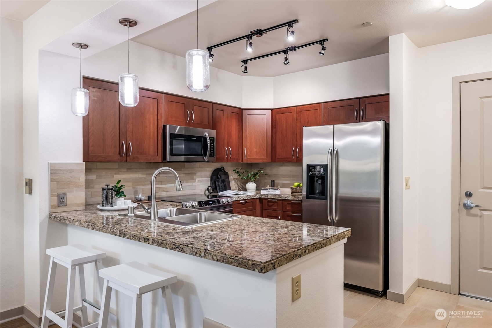 5450 Leary Avenue NW Unit: 240