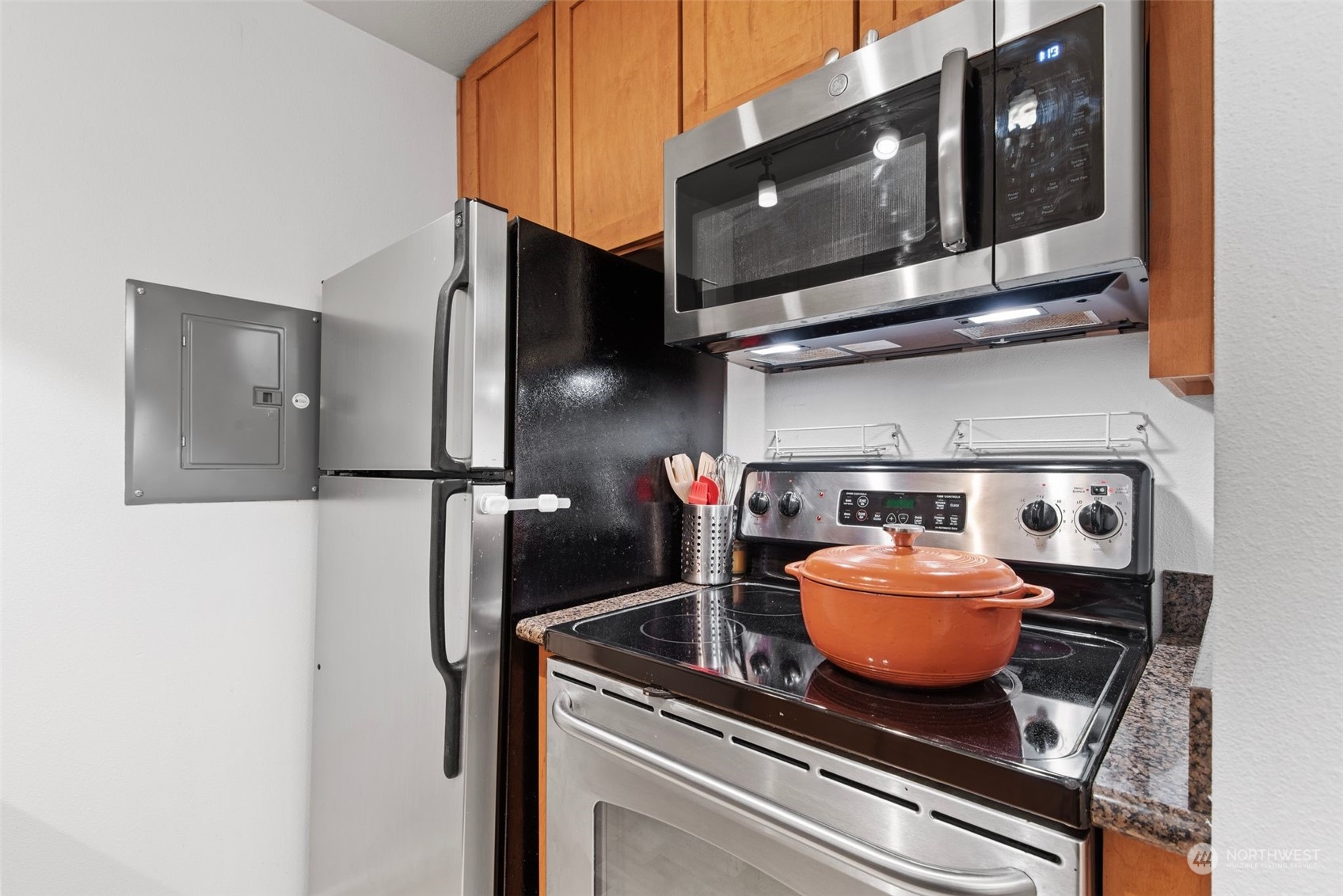3636 Evanston Avenue N Unit: 2