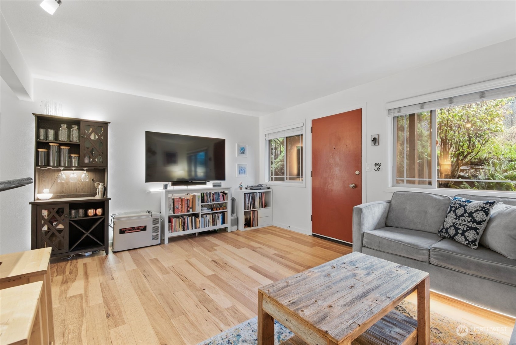 3636 Evanston Avenue N Unit: 2