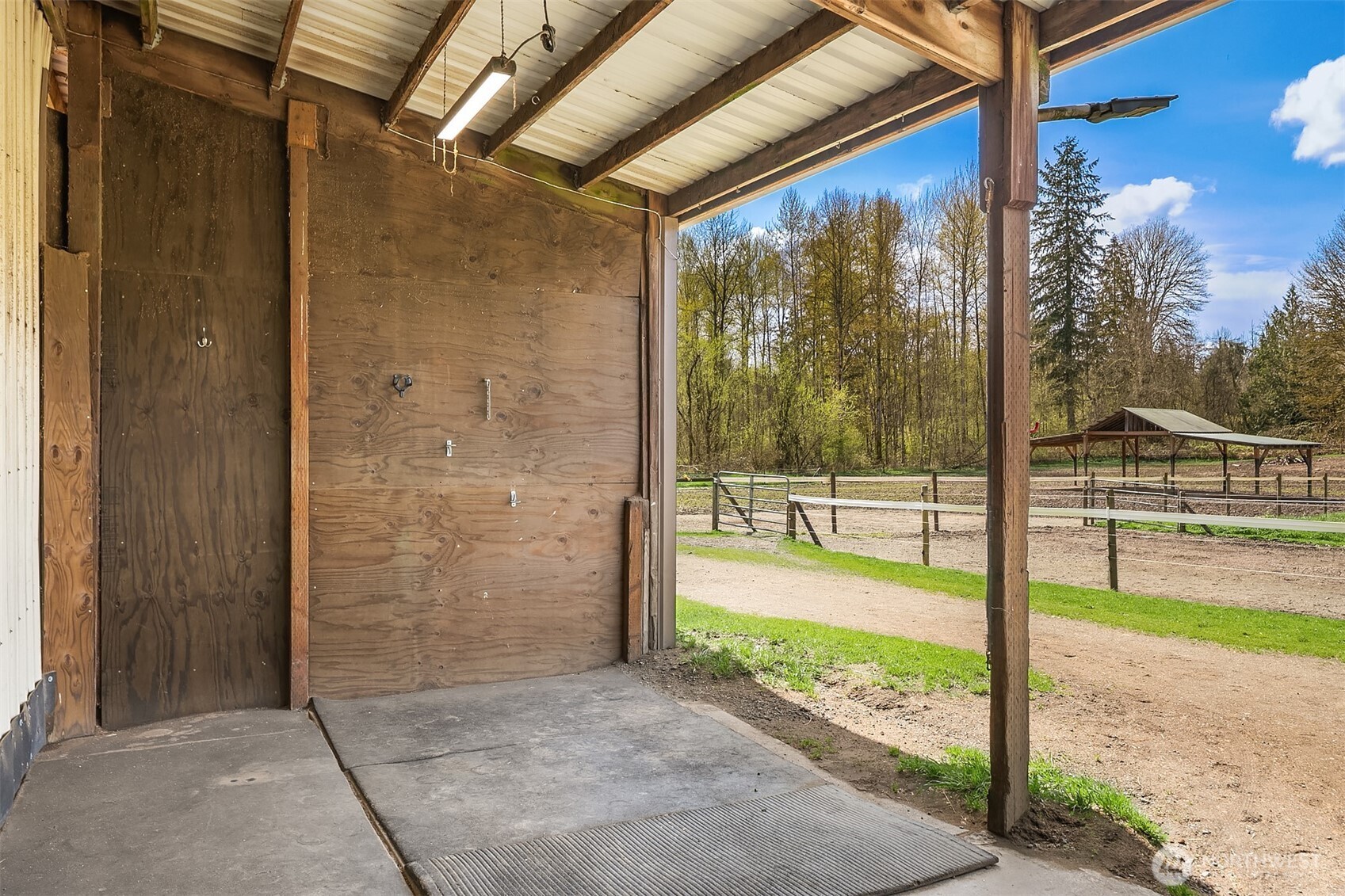 19011 176th Avenue NE