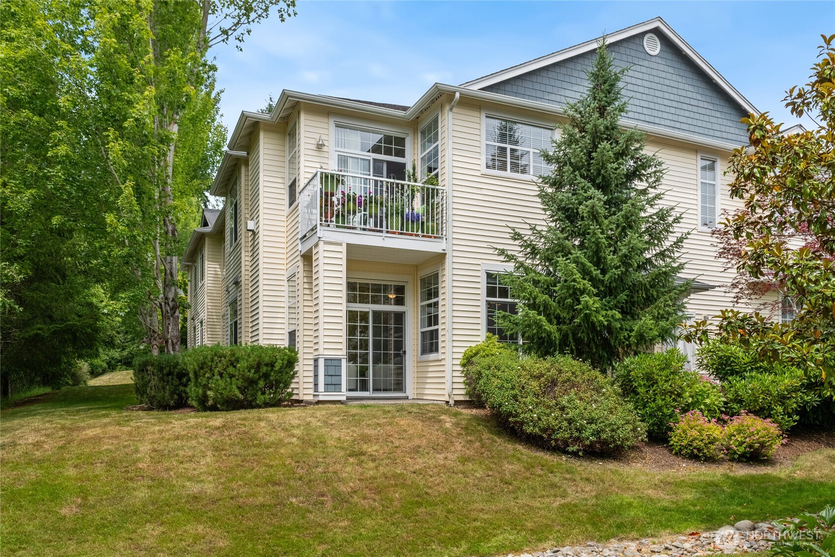 1855 Trossachs Blvd SE Unit: 2002