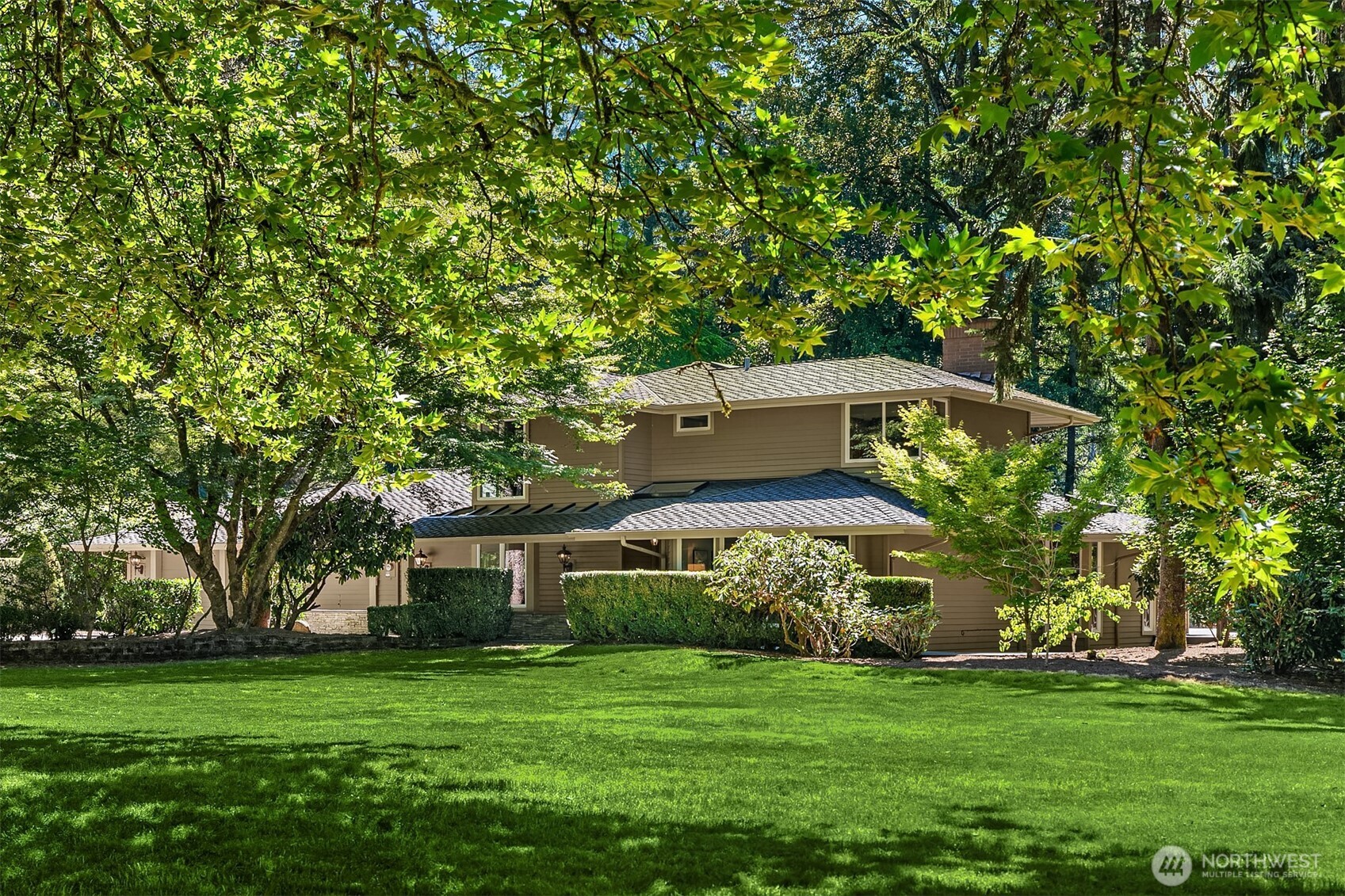 1201 Sycamore Drive SE