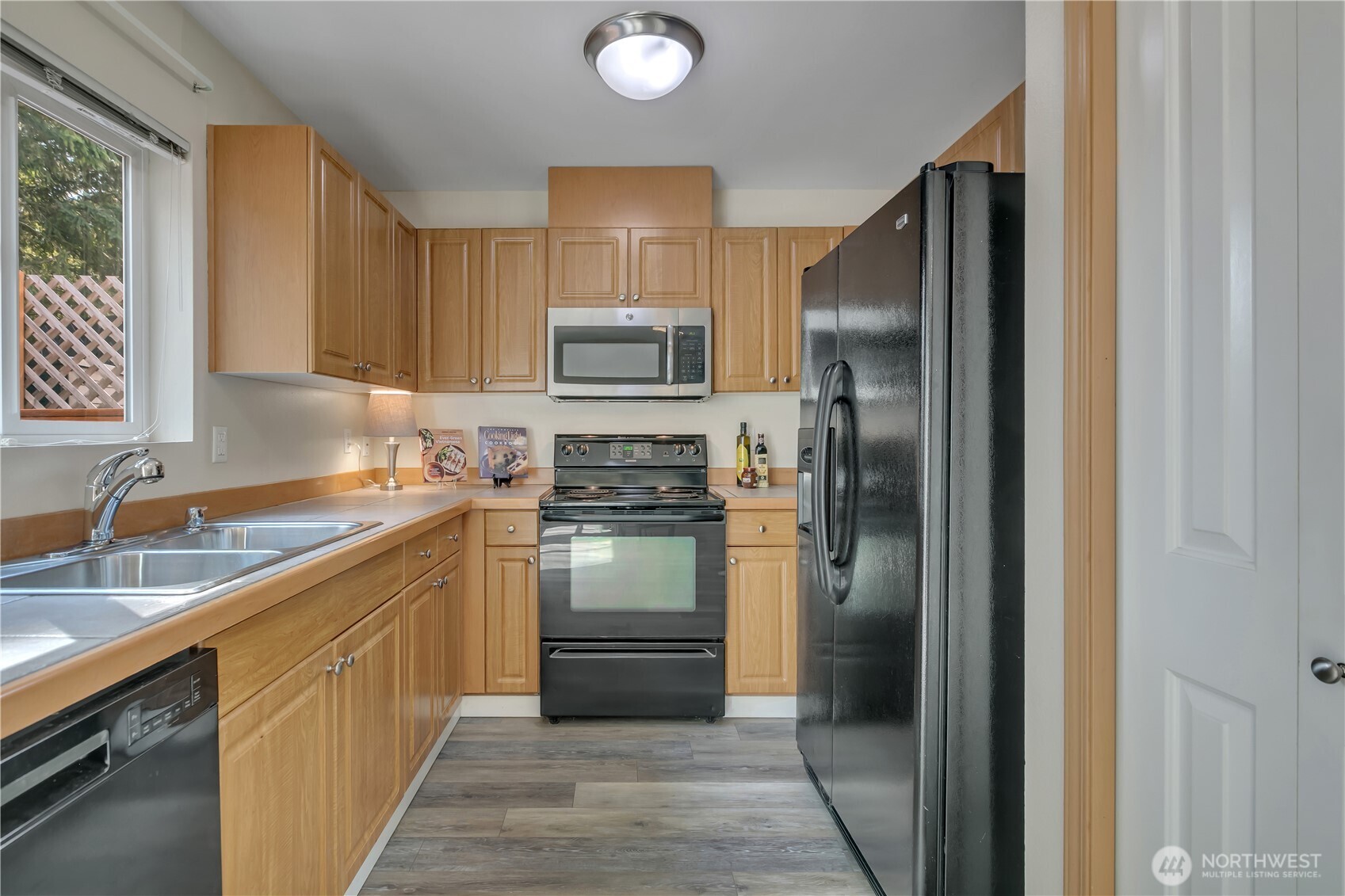 23813 SE 282nd Street