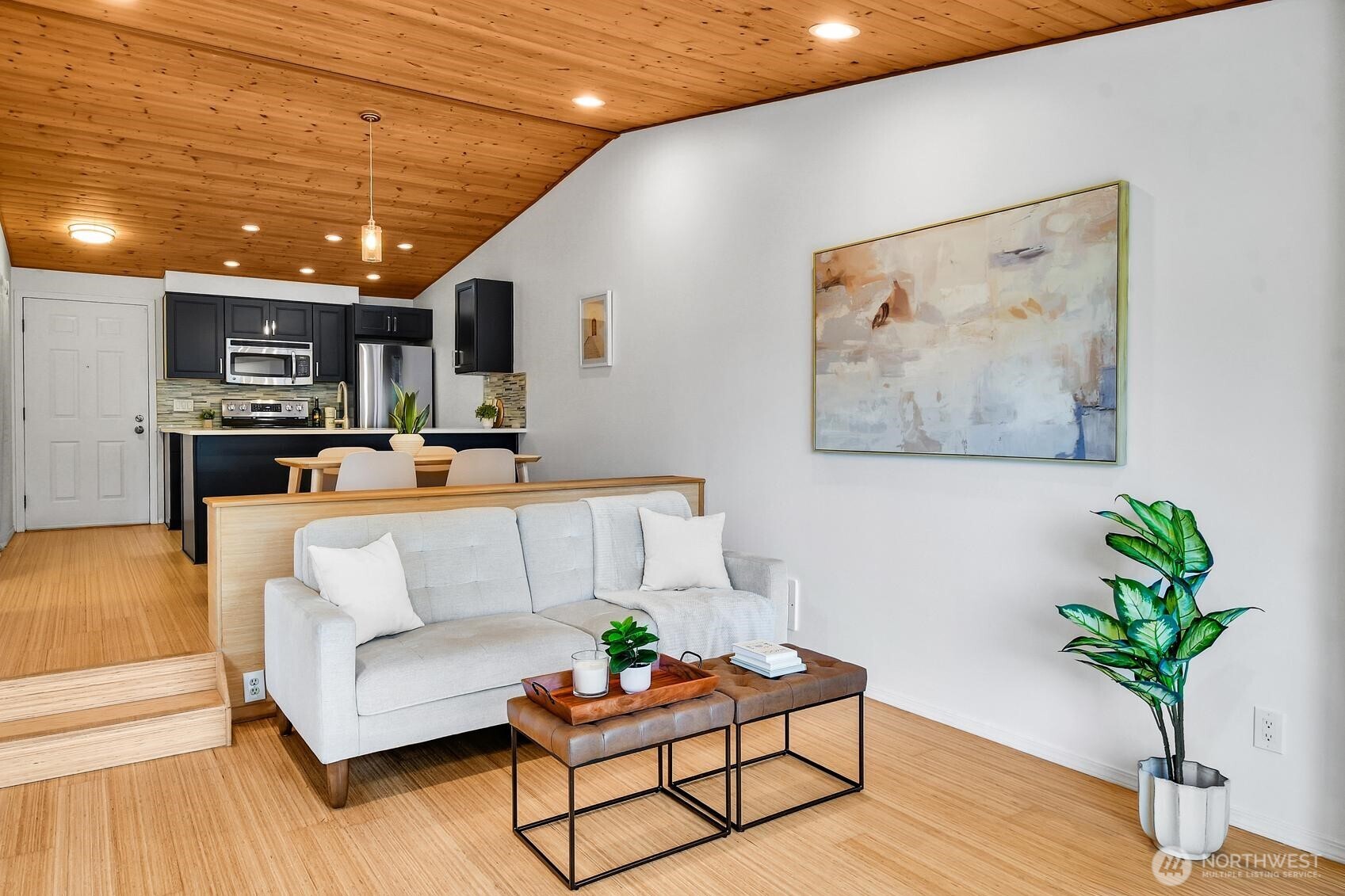 9484 Redmond-Woodinville Rd NE Unit: C-305