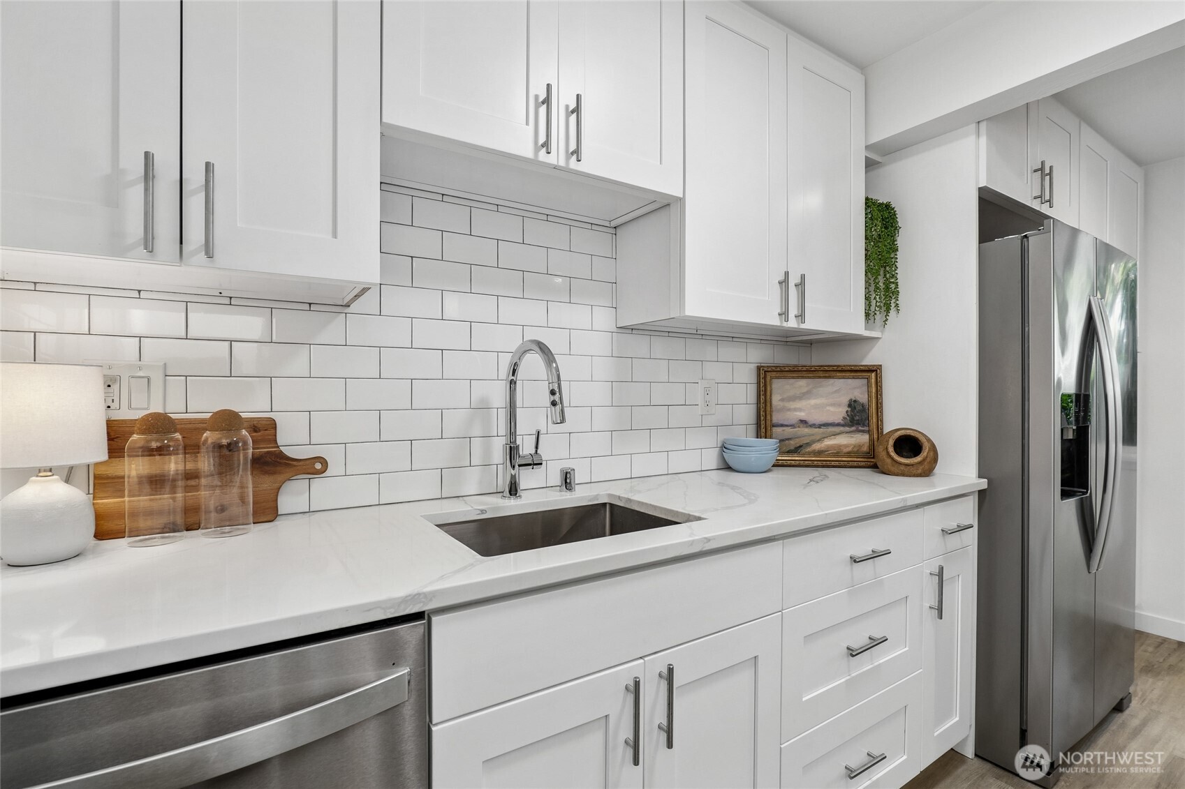 4050 W Lake Sammamish Pkwy NE Unit: 103