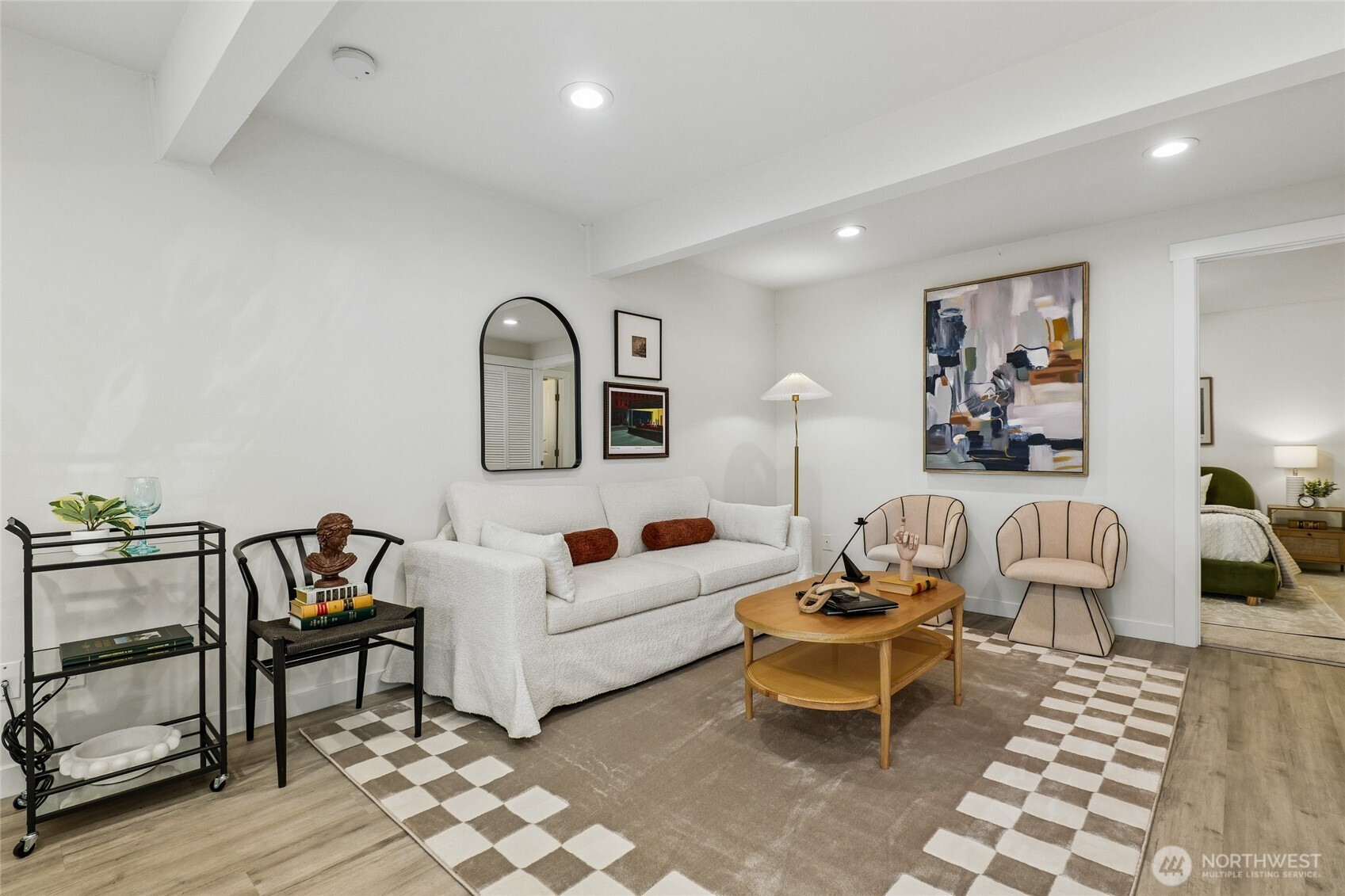 4050 W Lake Sammamish Pkwy NE Unit: 103