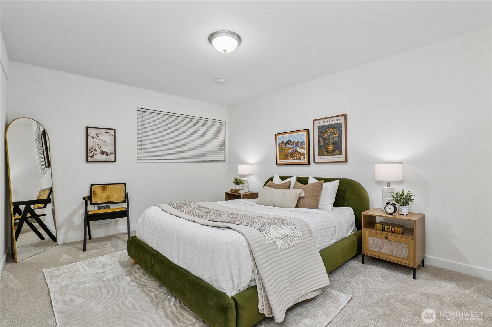 4050 W Lake Sammamish Pkwy NE Unit: 103