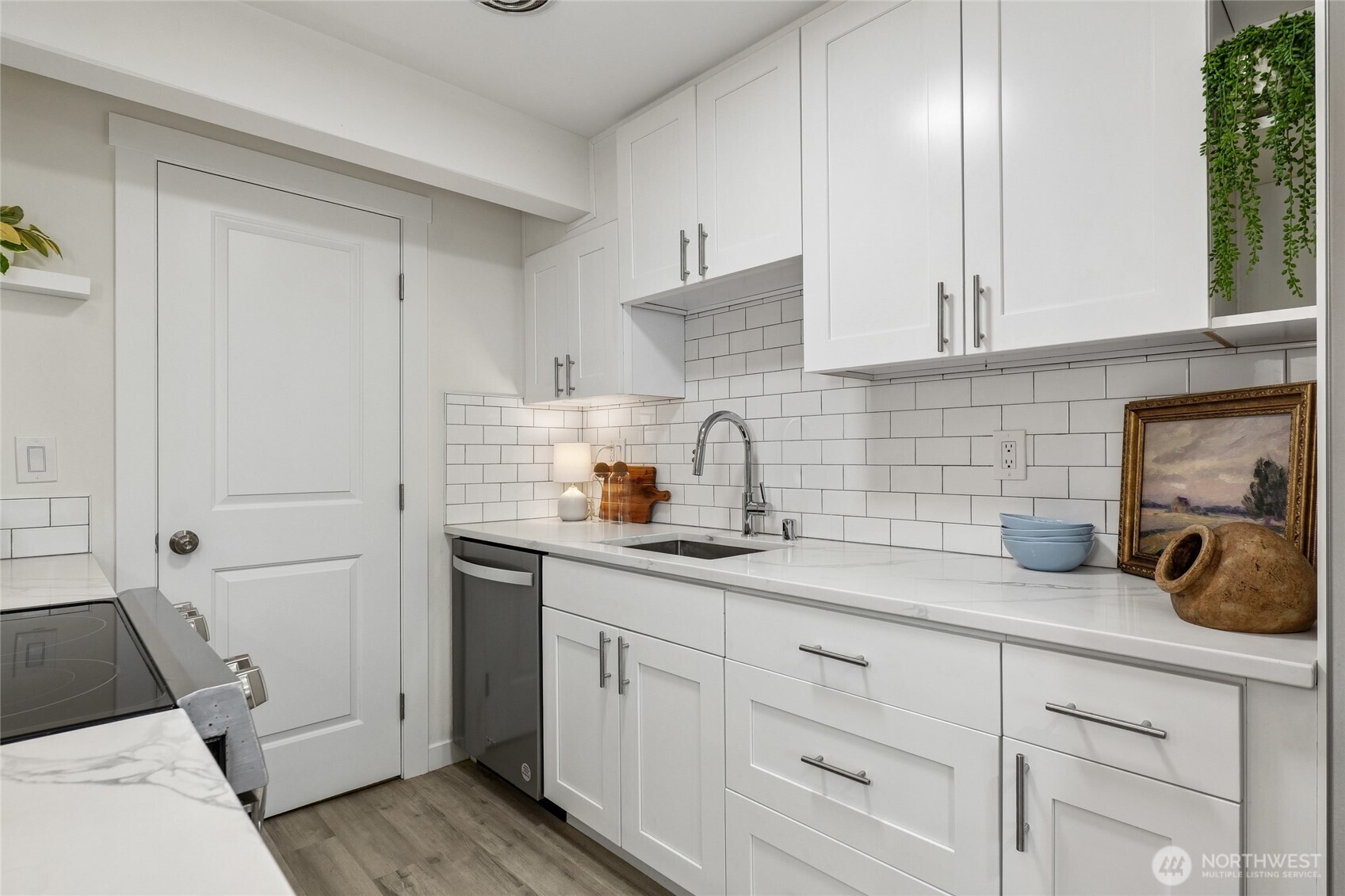4050 W Lake Sammamish Pkwy NE Unit: 103
