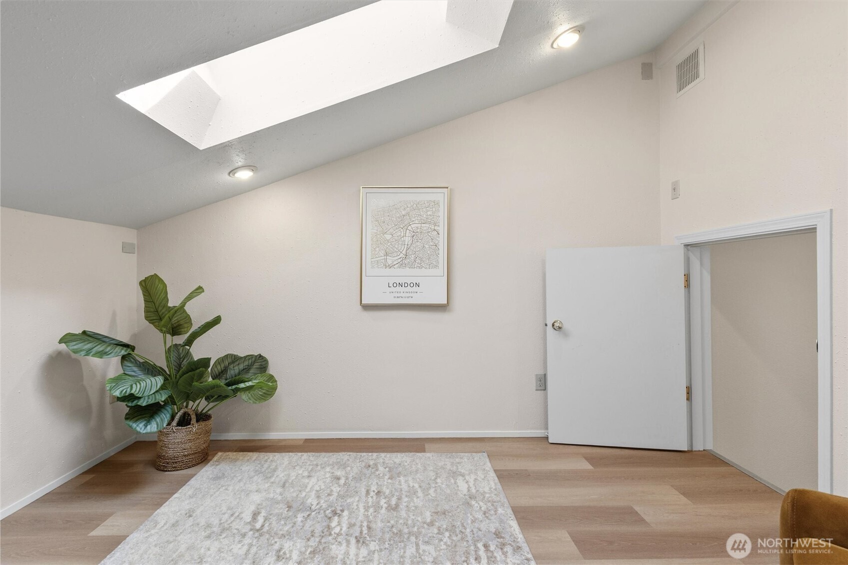 14006 52nd Avenue W