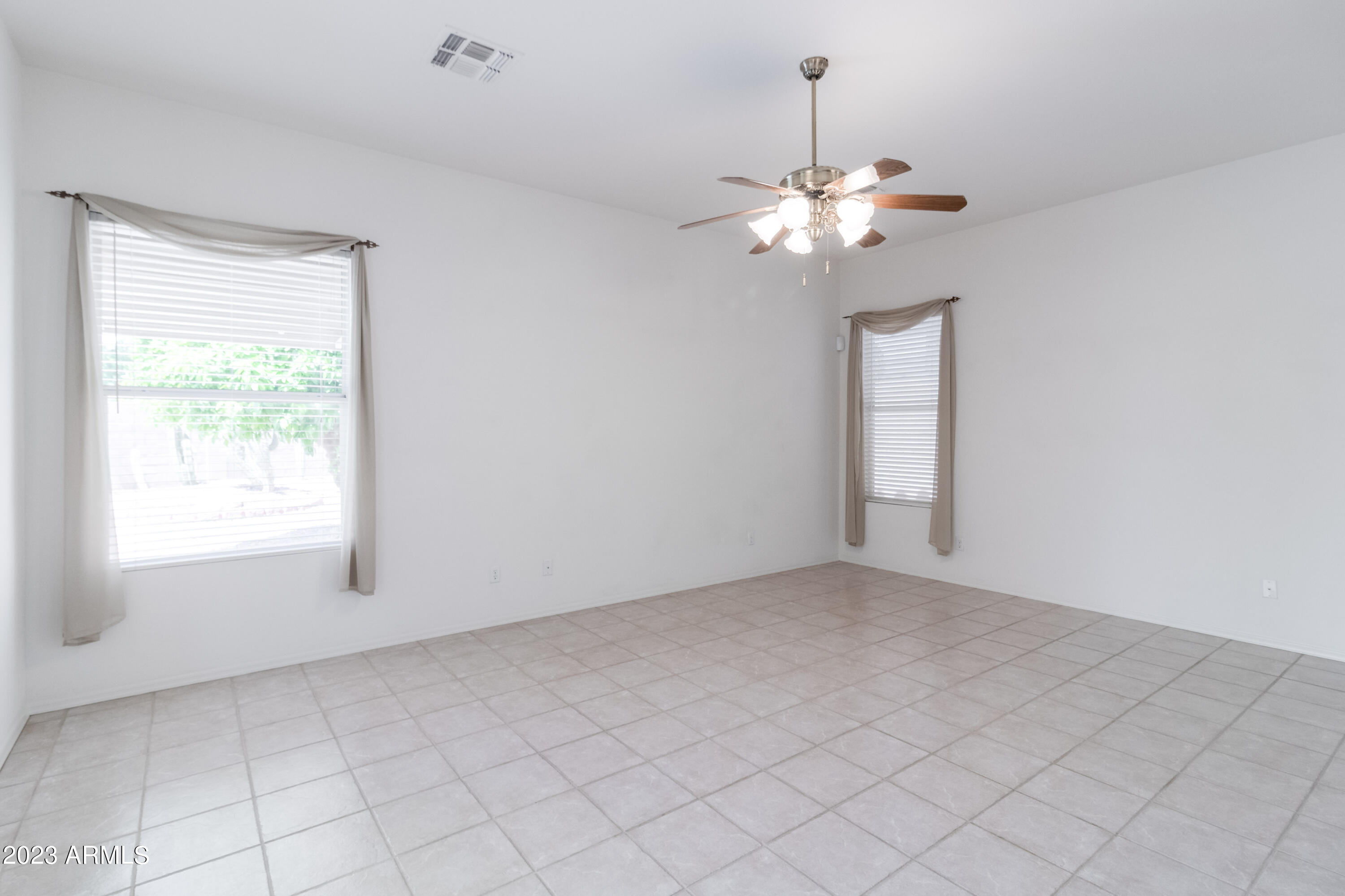 5082 Tumbleweed Lane