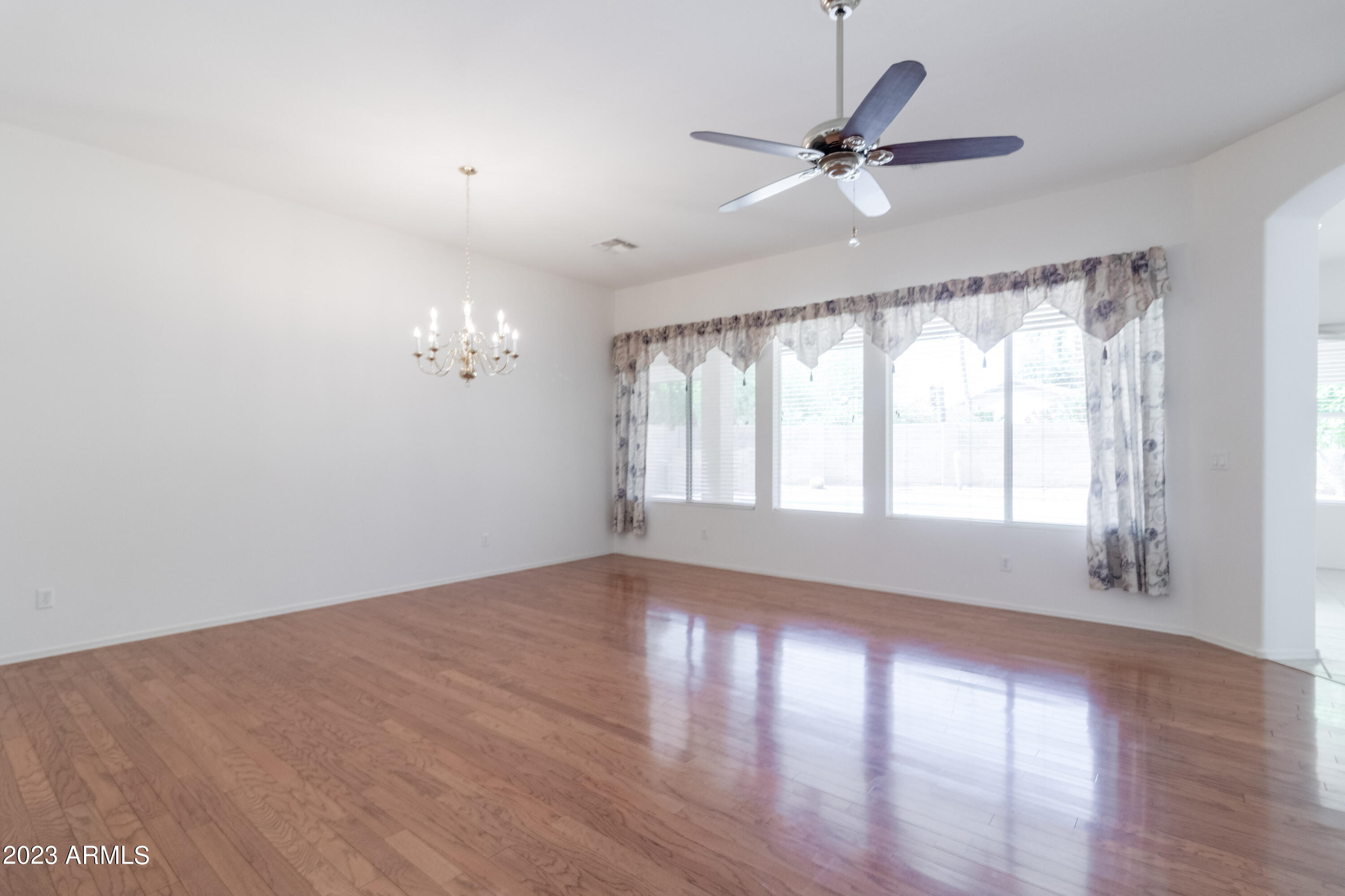 5082 Tumbleweed Lane