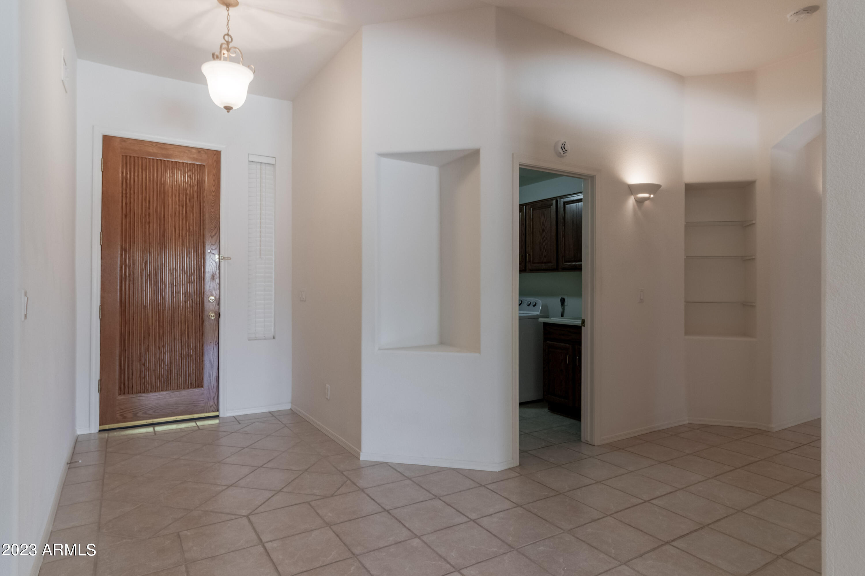 5082 Tumbleweed Lane