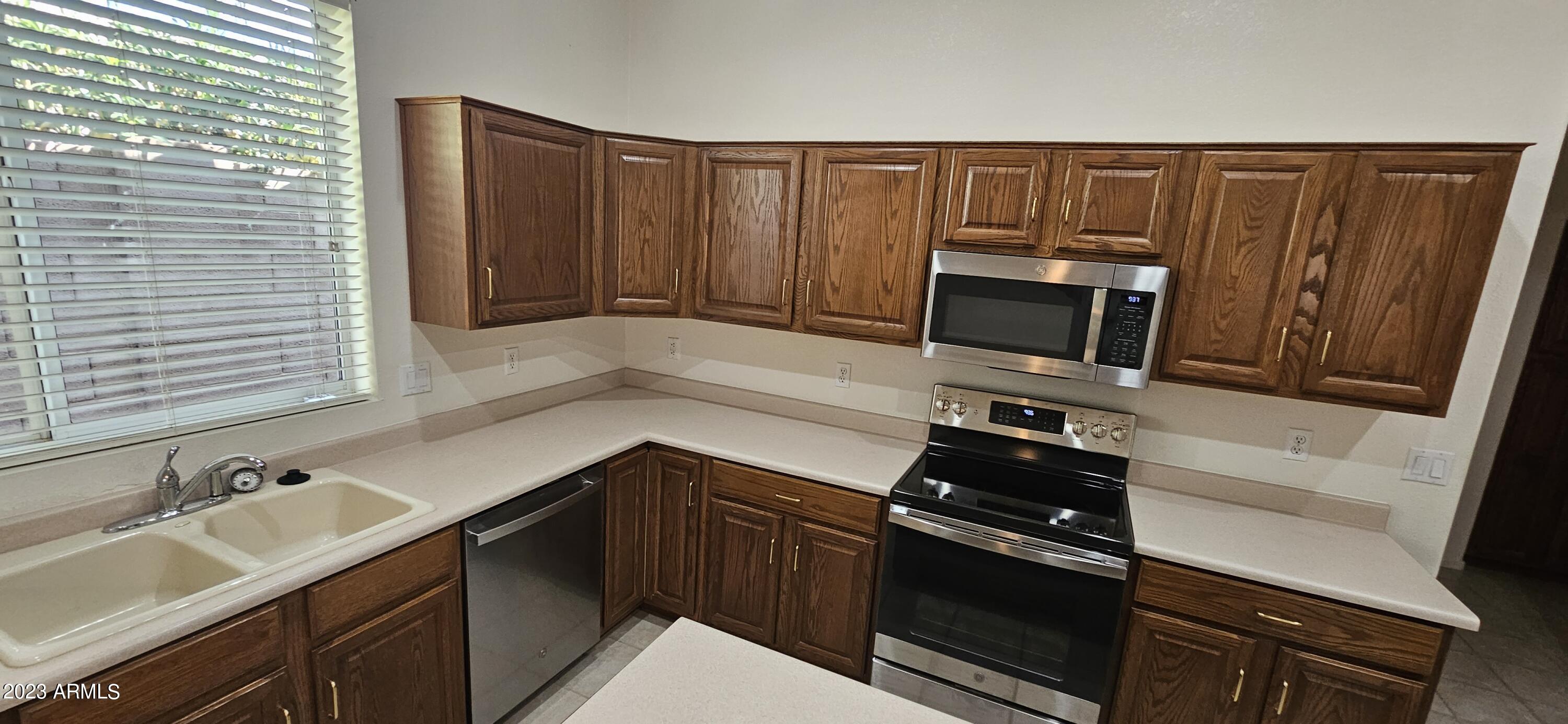 5082 Tumbleweed Lane