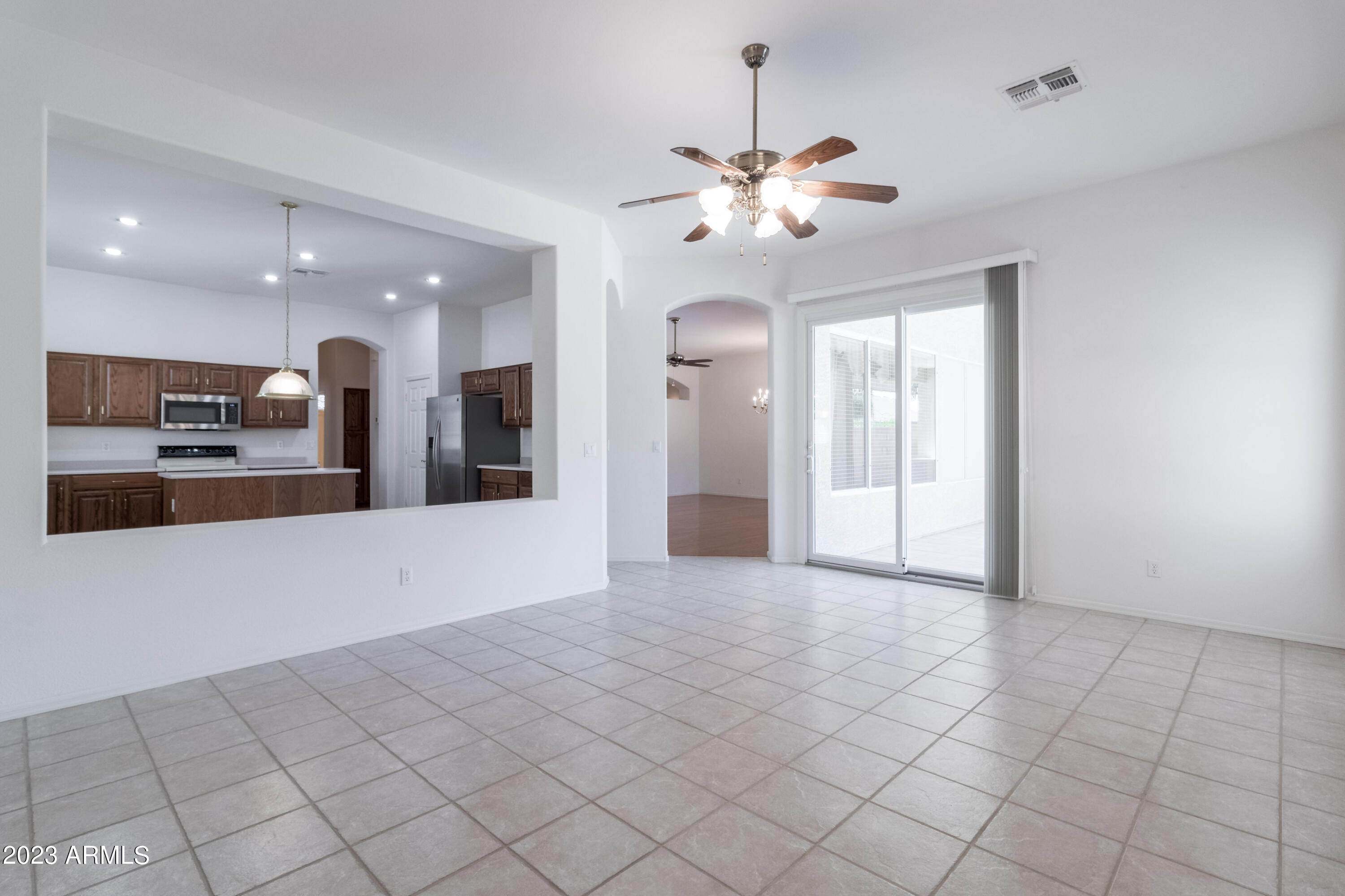 5082 Tumbleweed Lane