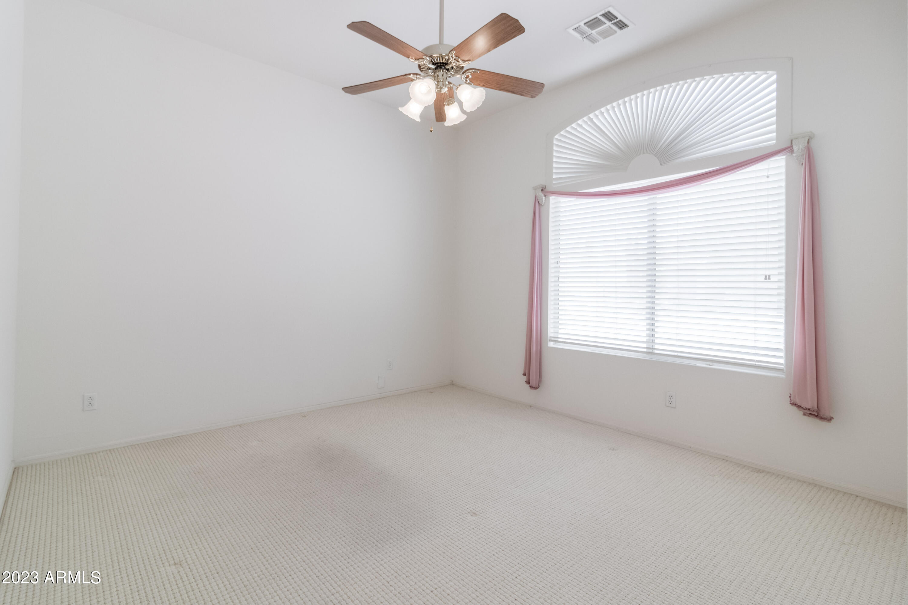 5082 Tumbleweed Lane